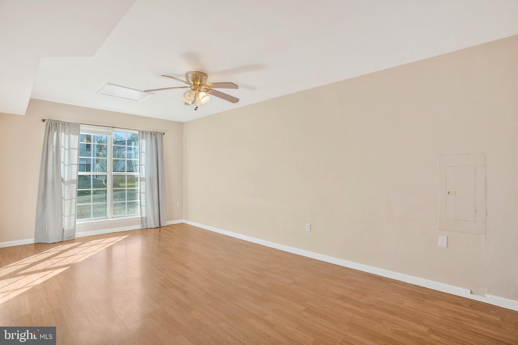 ST CHARLES HUNTINGTON - Residential