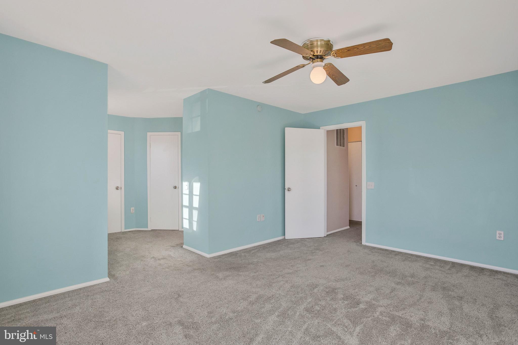 ST CHARLES HUNTINGTON - Residential