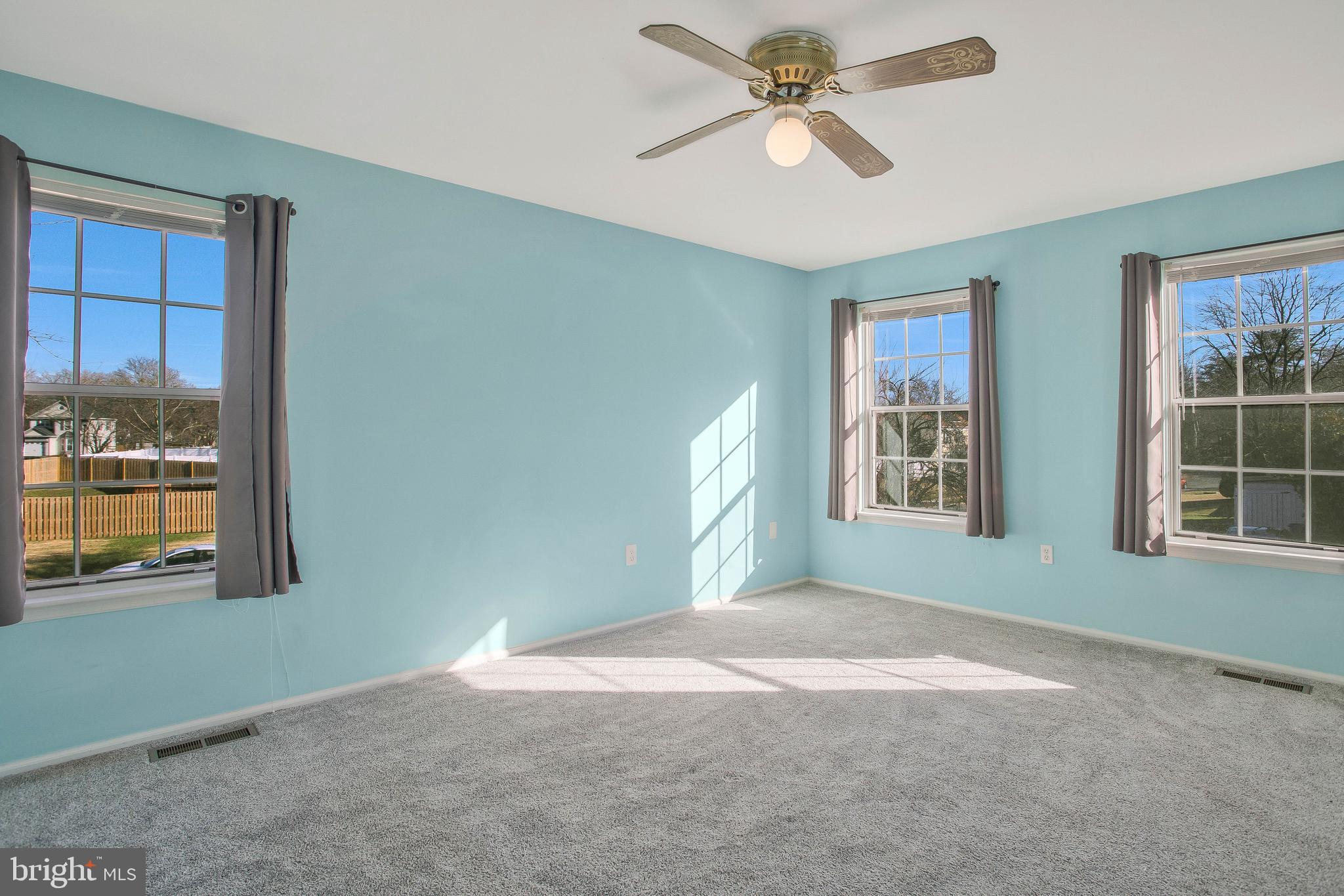 ST CHARLES HUNTINGTON - Residential