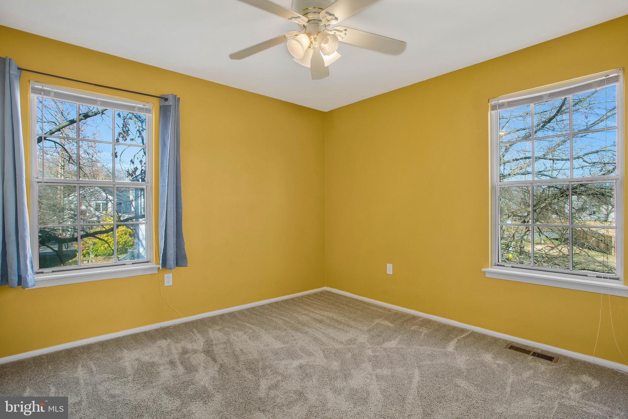 ST CHARLES HUNTINGTON - Residential