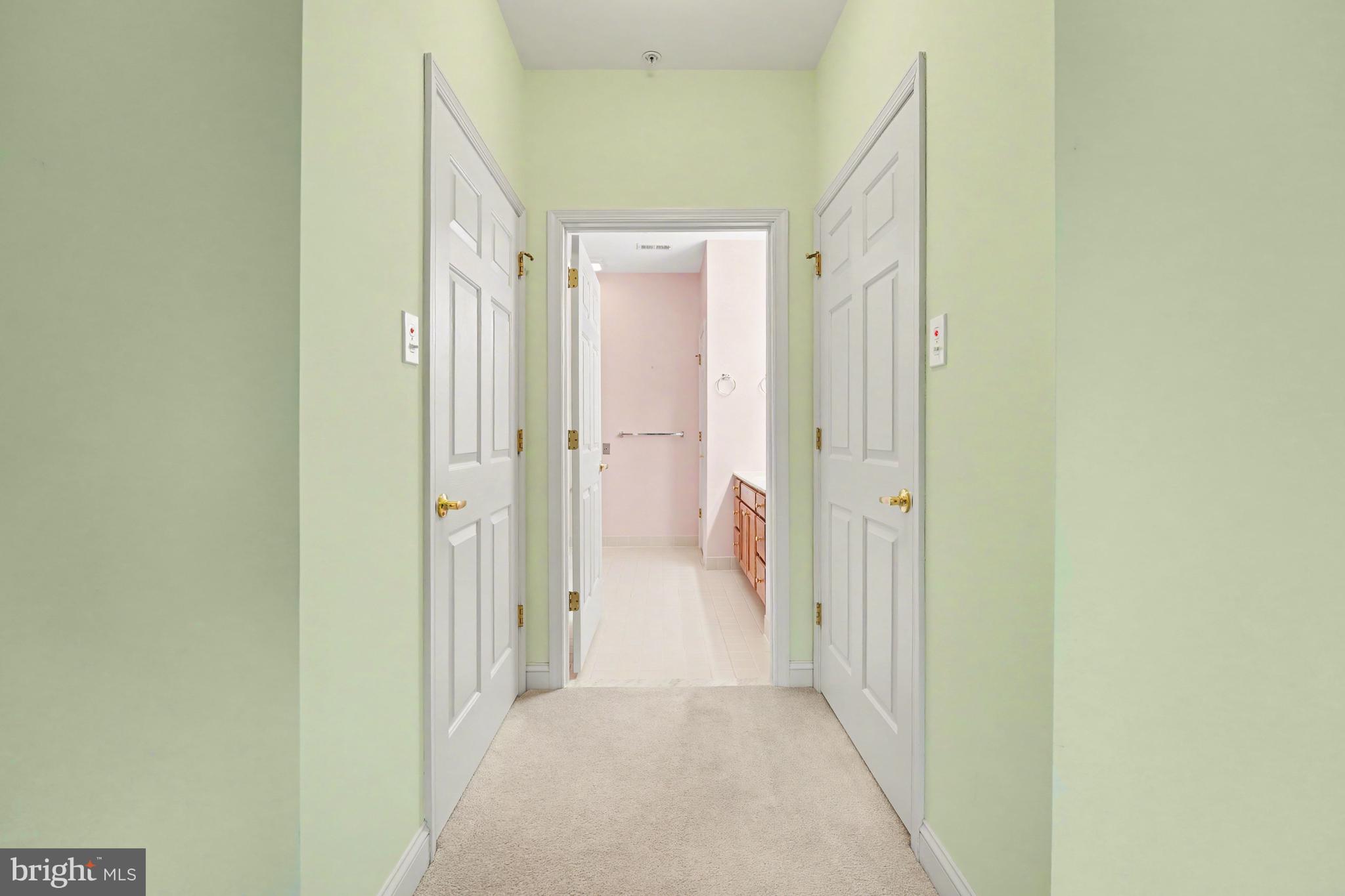 YORKTOWN - Residential