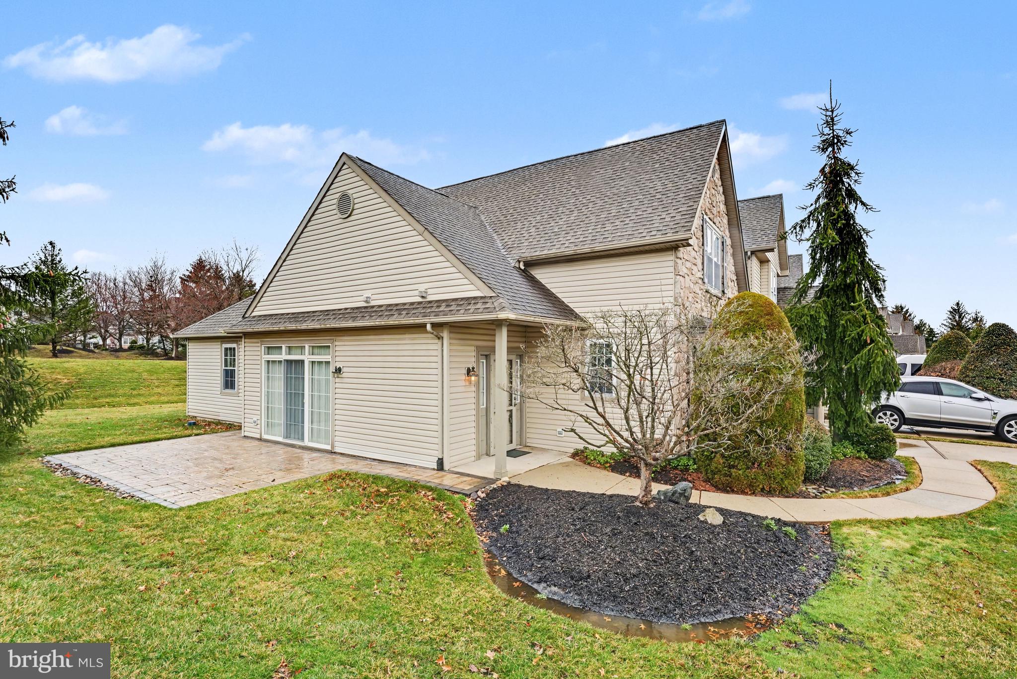 YORKTOWN - Residential