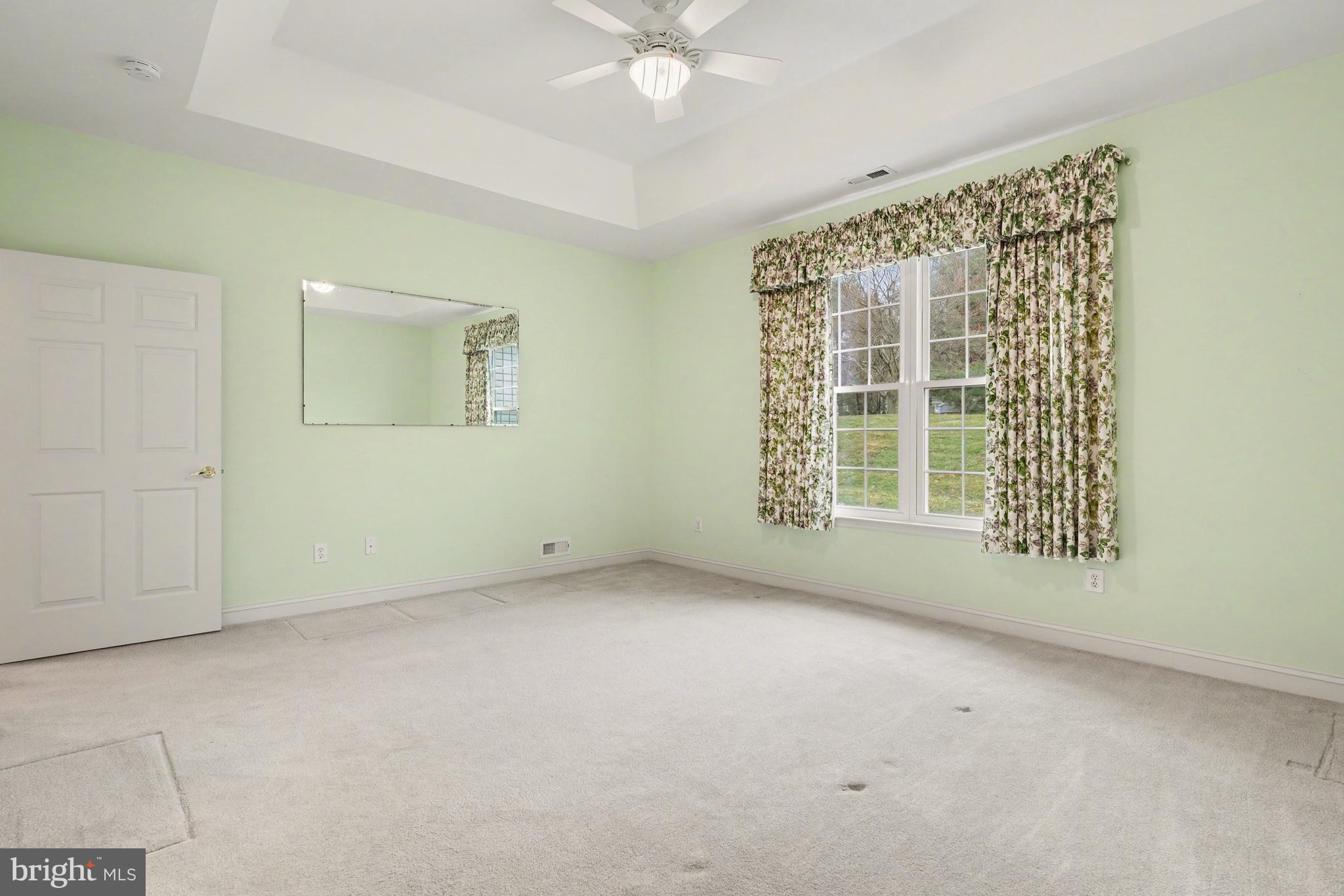 YORKTOWN - Residential