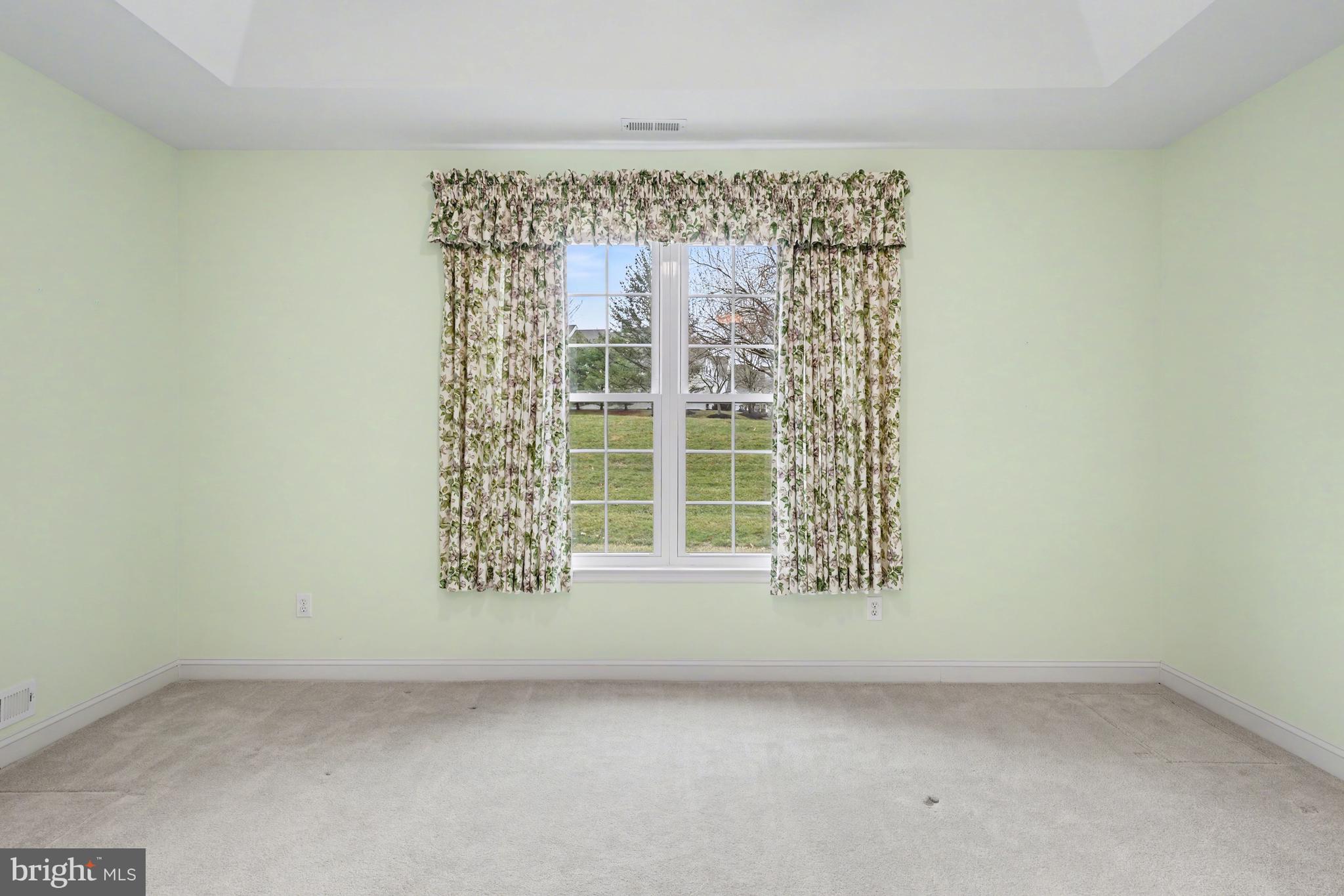 YORKTOWN - Residential