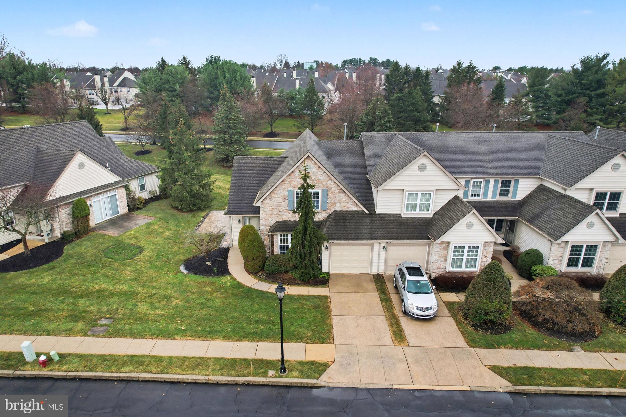 YORKTOWN - Residential