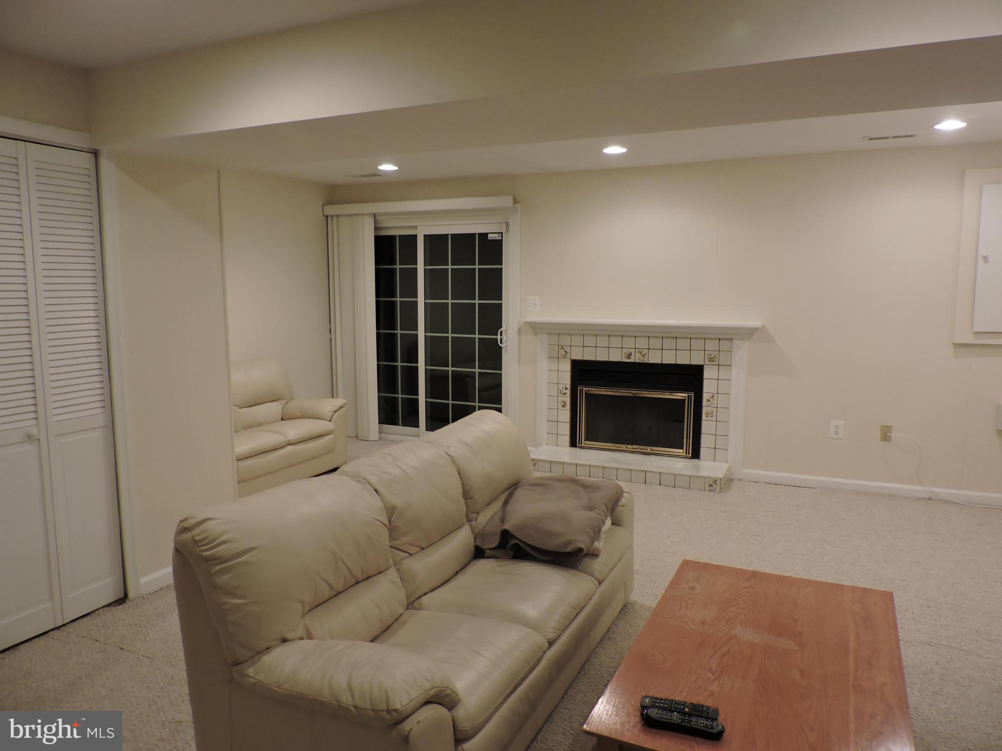 GEORGETOWN PRK/GREENWOOD - Residential