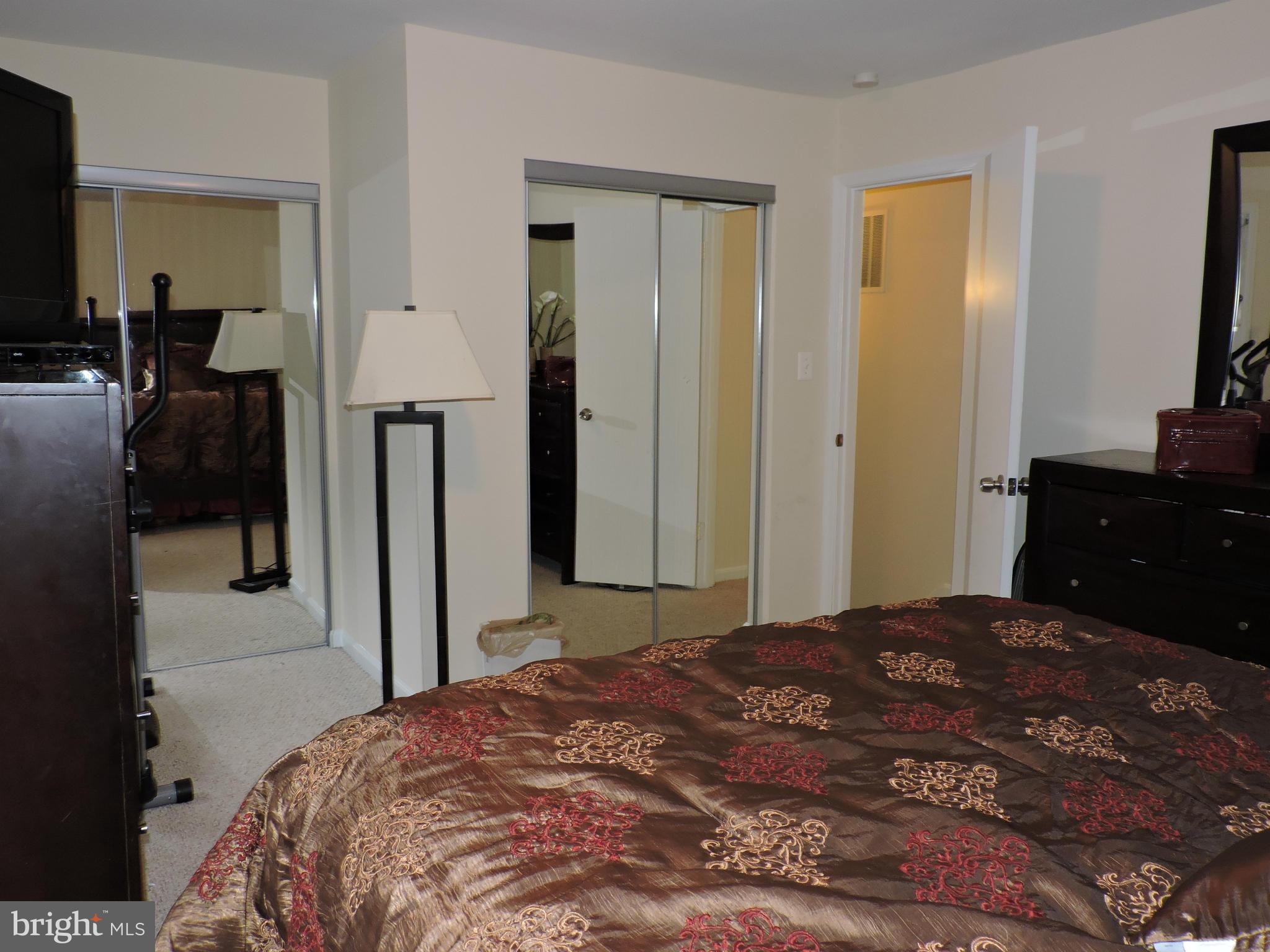 GEORGETOWN PRK/GREENWOOD - Residential