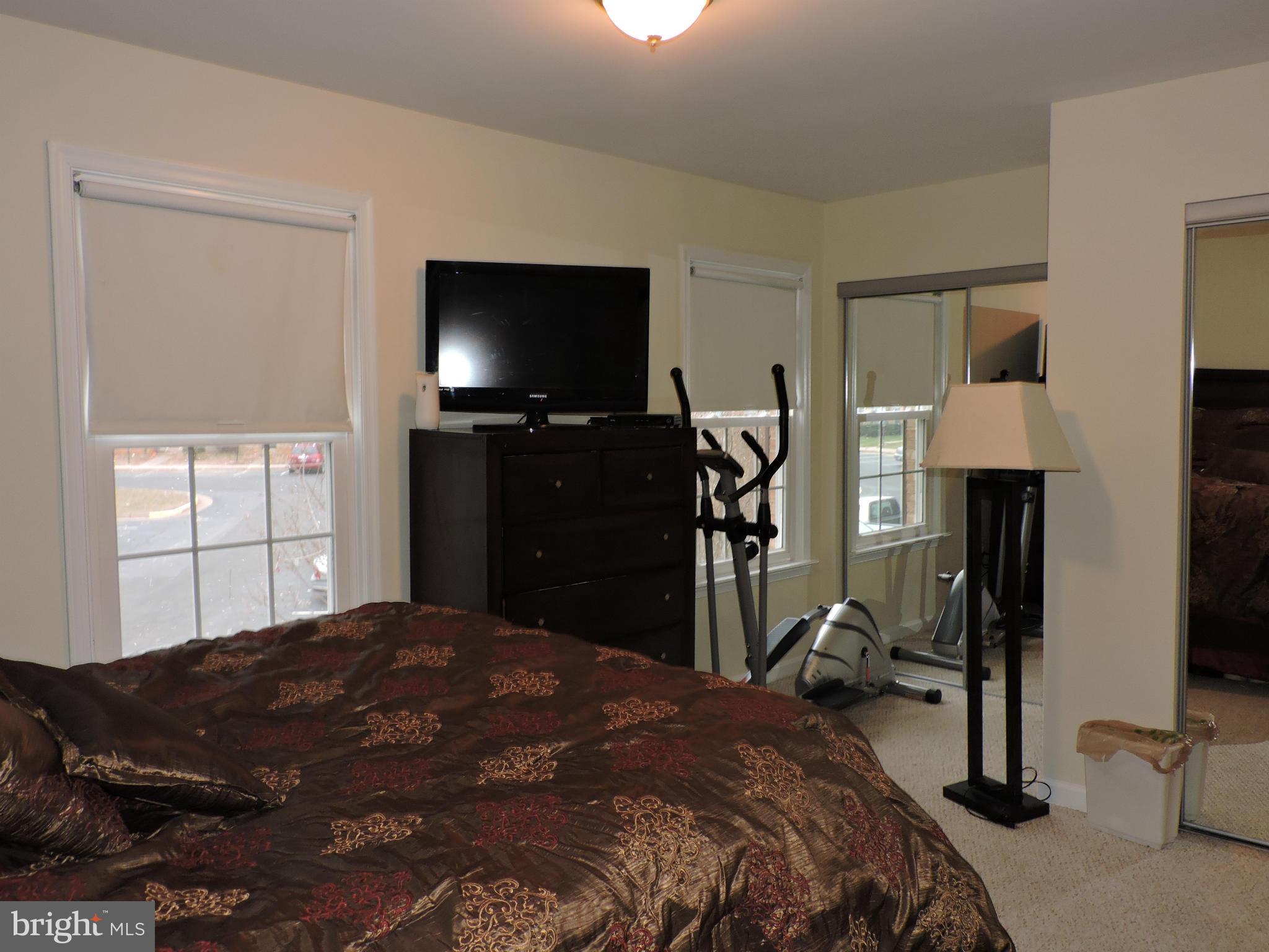 GEORGETOWN PRK/GREENWOOD - Residential