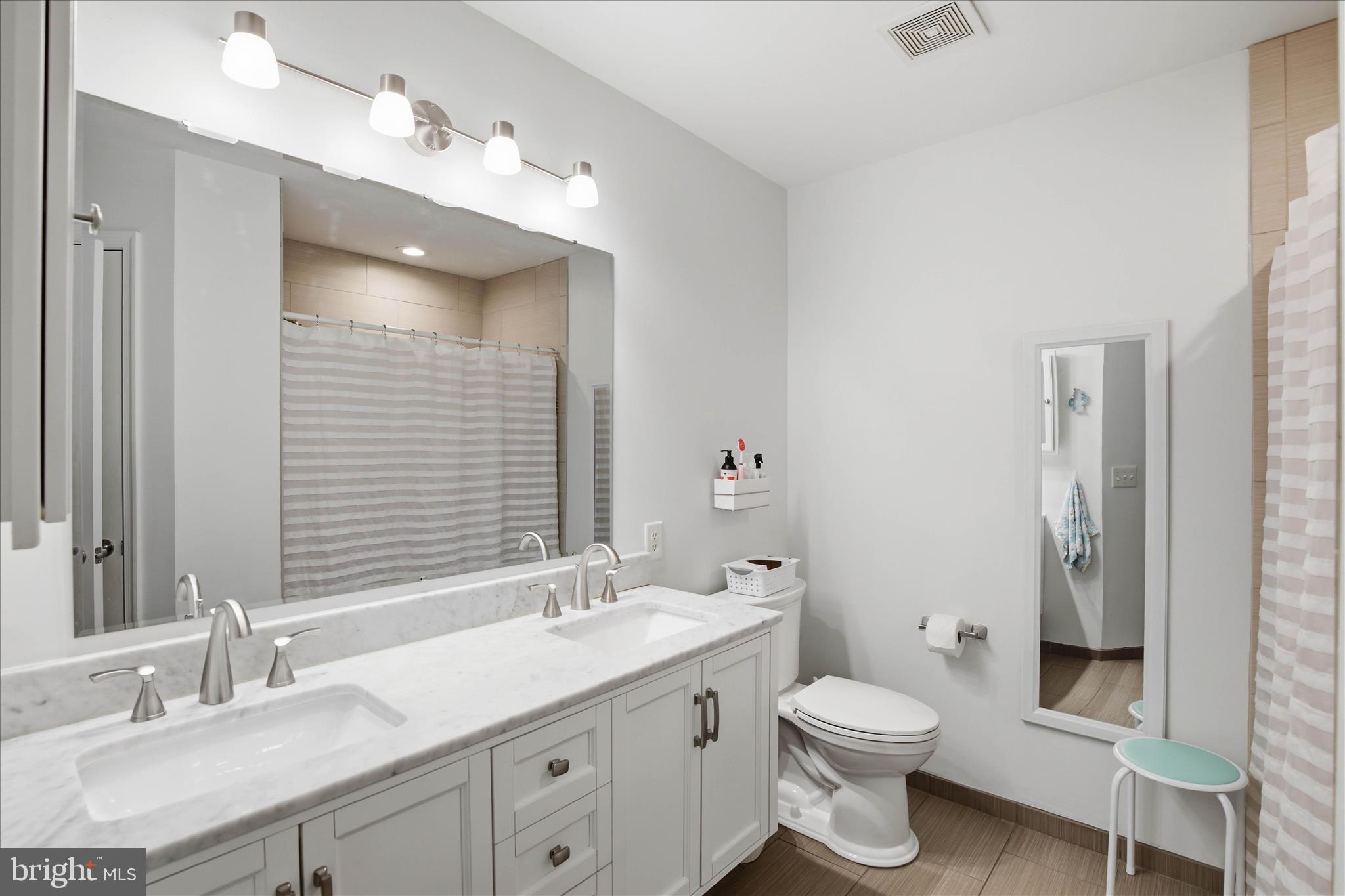 GREENS AT HAWK VALLEY - Residential