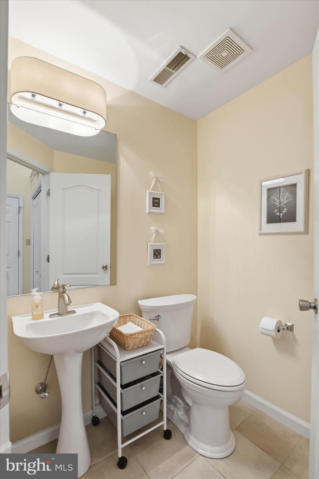 GREENS AT HAWK VALLEY - Residential