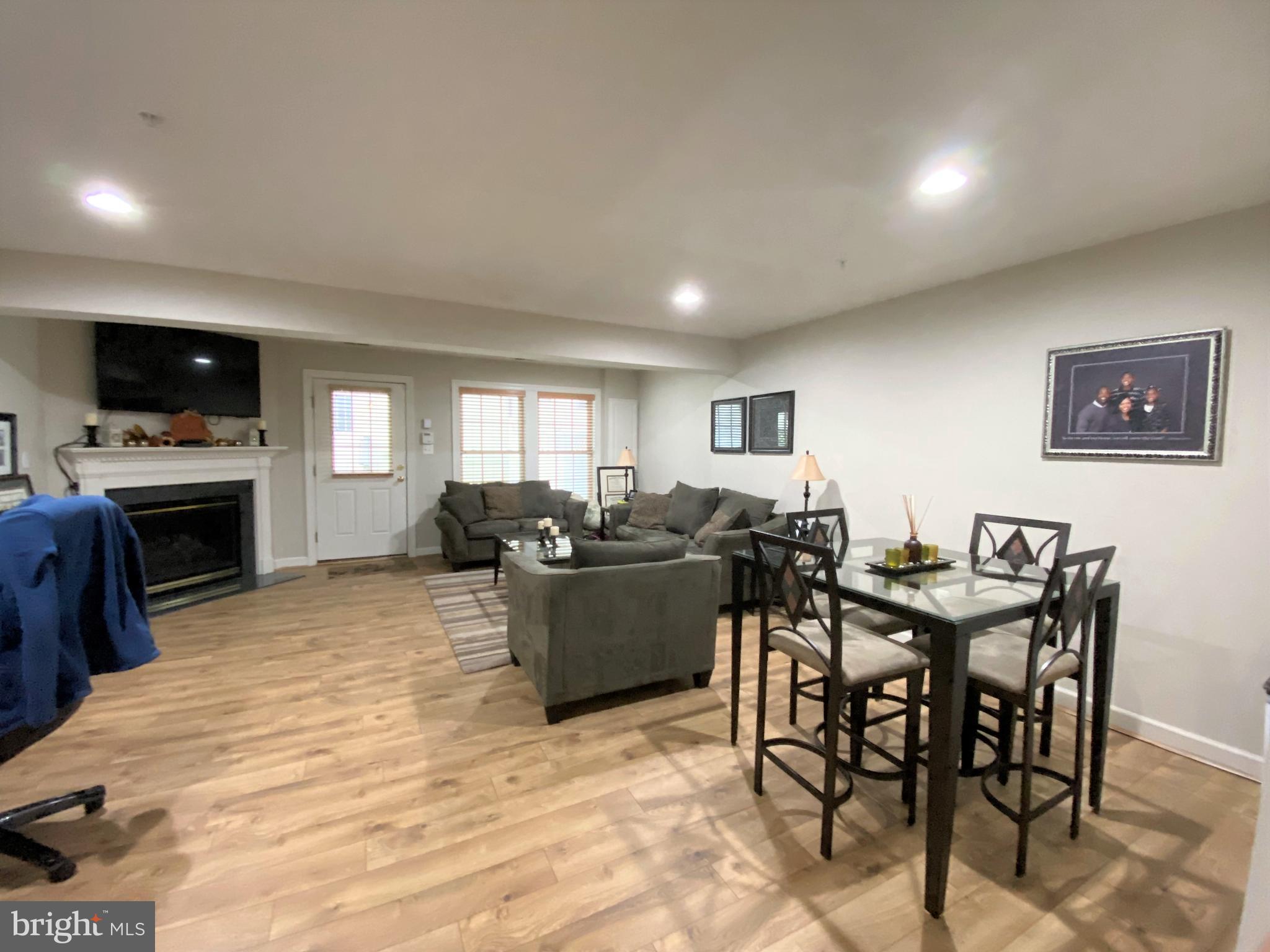 VILLAGES OF URBANA - Residential Lease