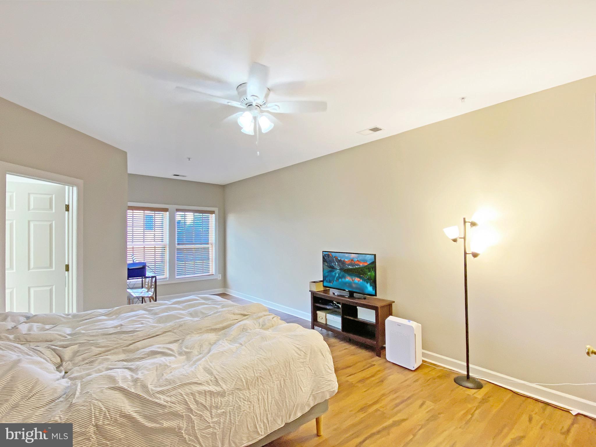 VILLAGES OF URBANA - Residential Lease