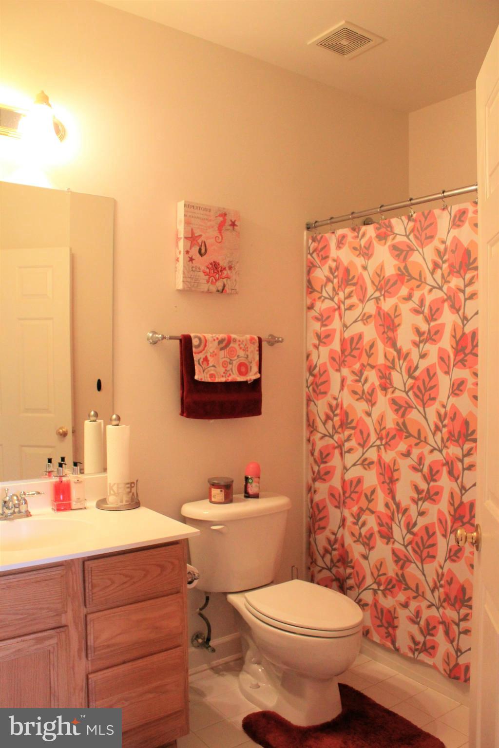 VILLAGES OF URBANA - Residential Lease