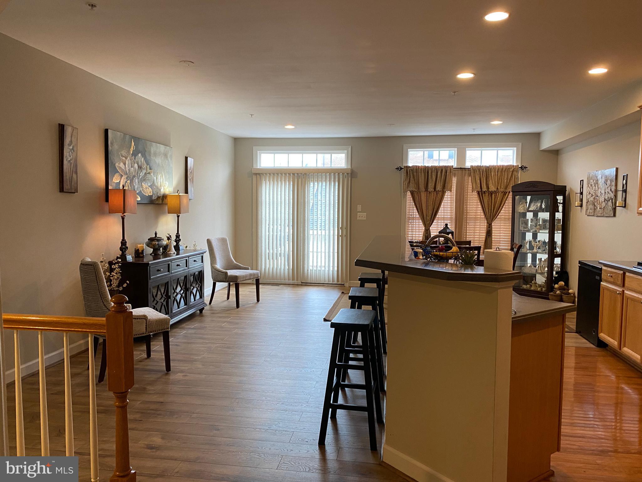 VILLAGES OF URBANA - Residential Lease