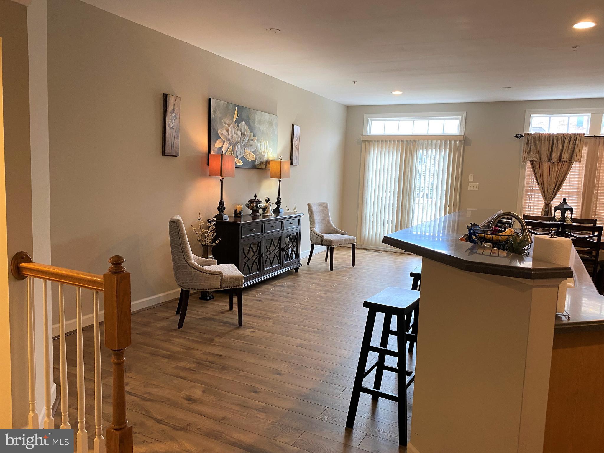 VILLAGES OF URBANA - Residential Lease