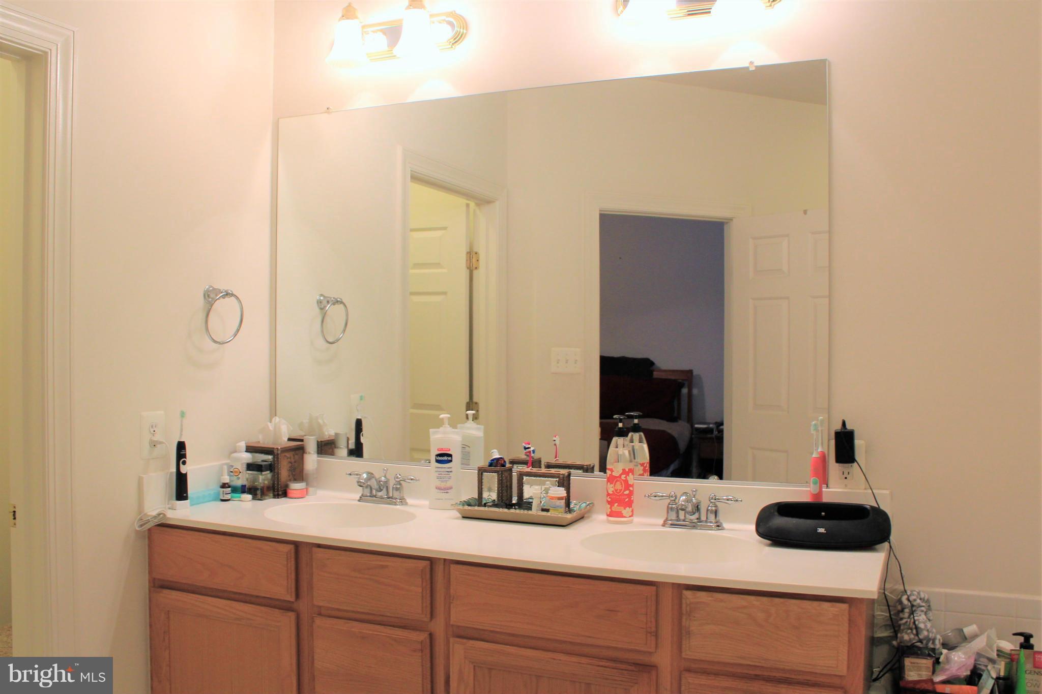 VILLAGES OF URBANA - Residential Lease