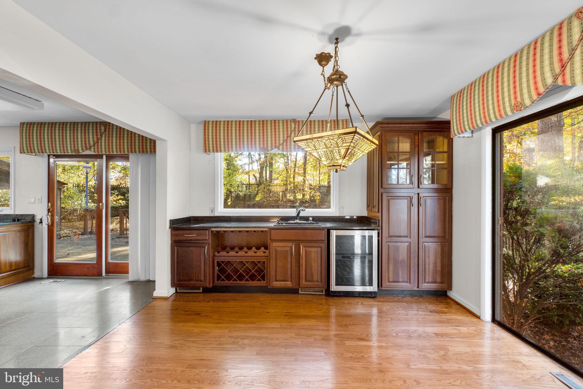 CLEMENS CROSSING - Residential