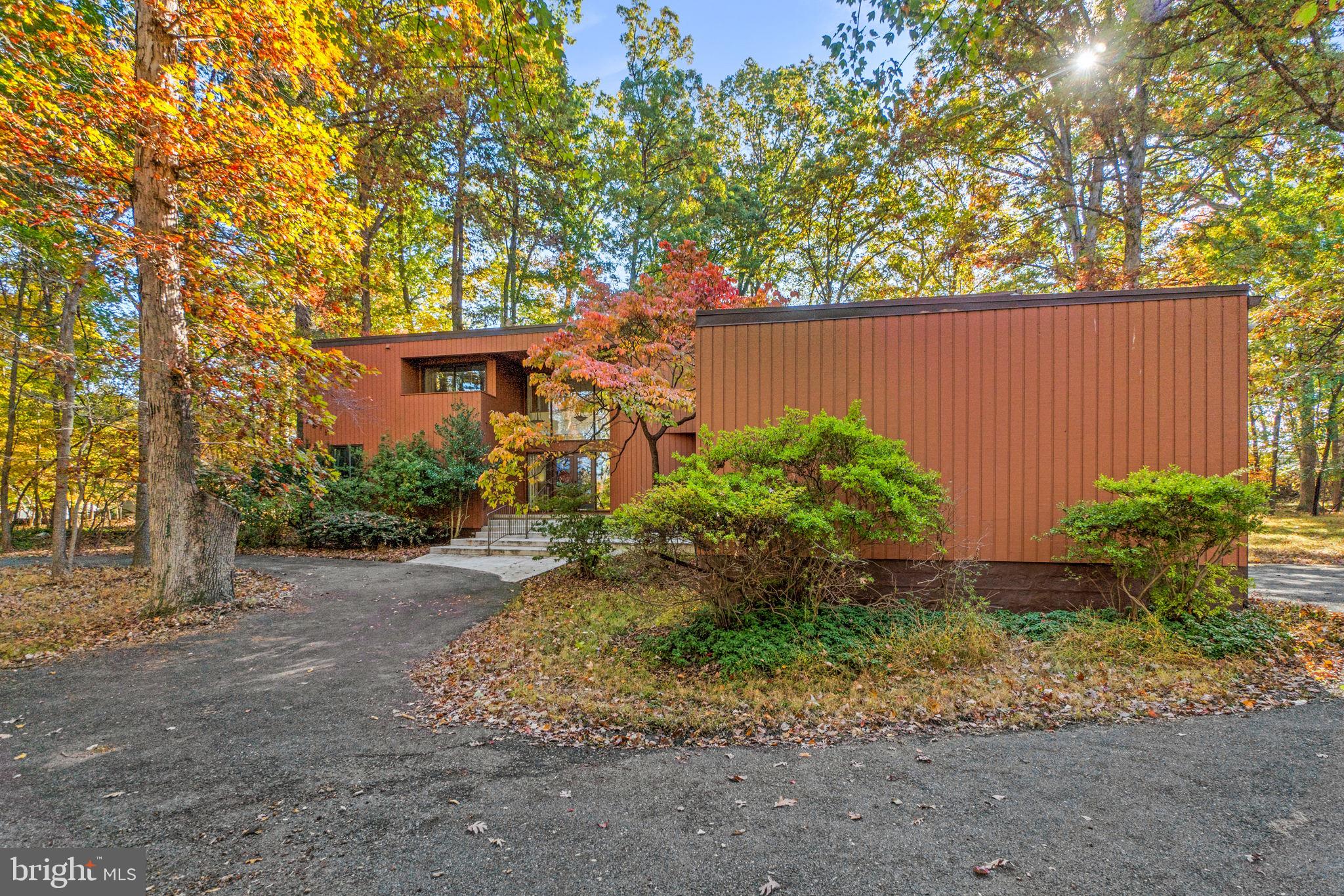 10457 STERNWHEEL PLACE