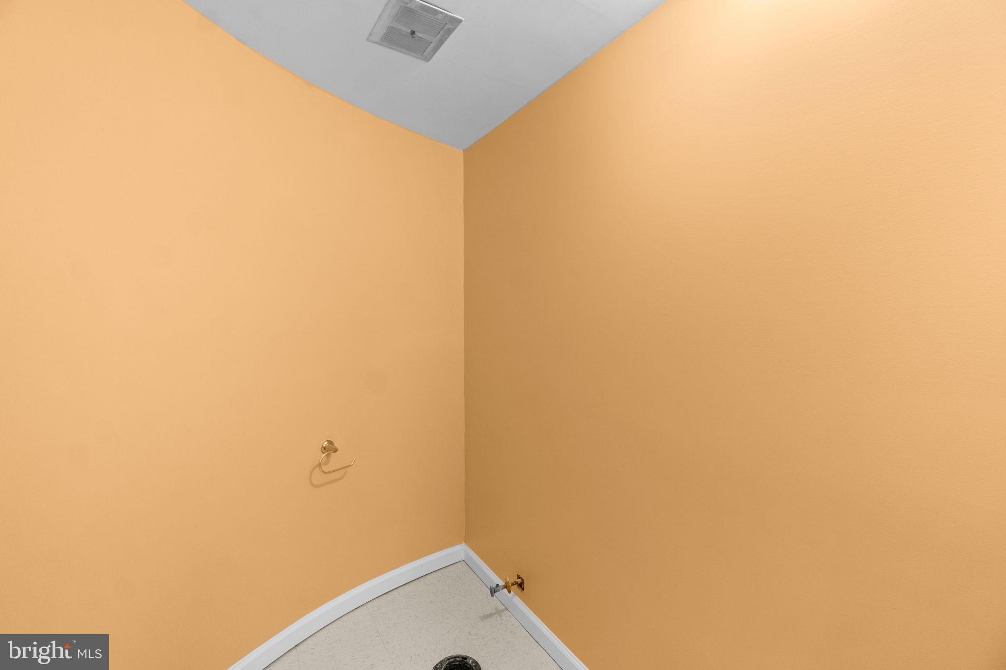 CLEMENS CROSSING - Residential