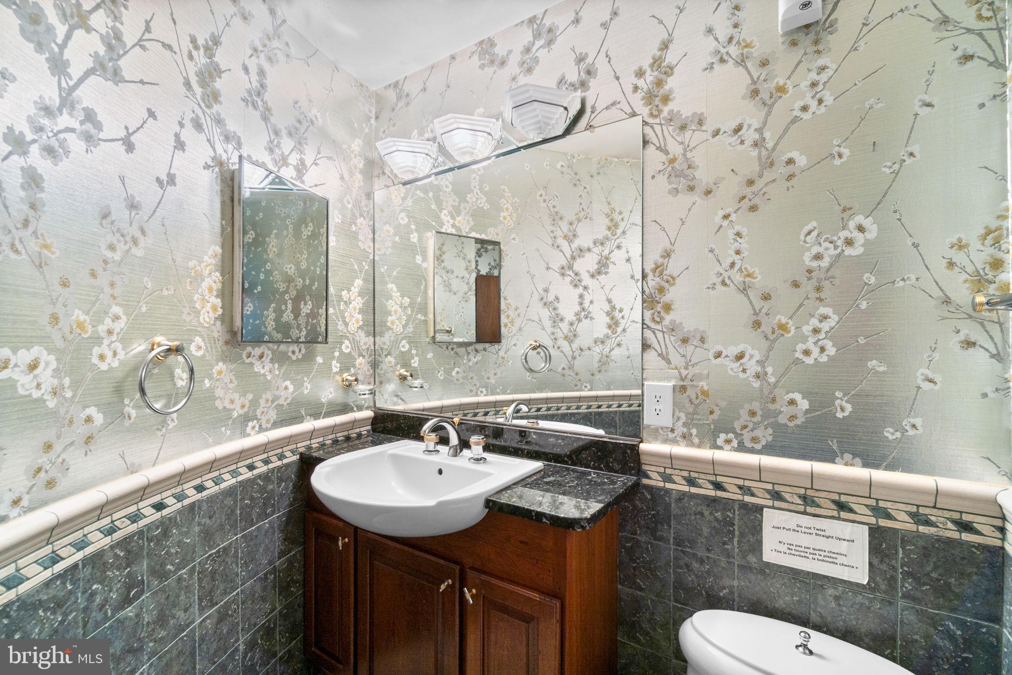 CLEMENS CROSSING - Residential