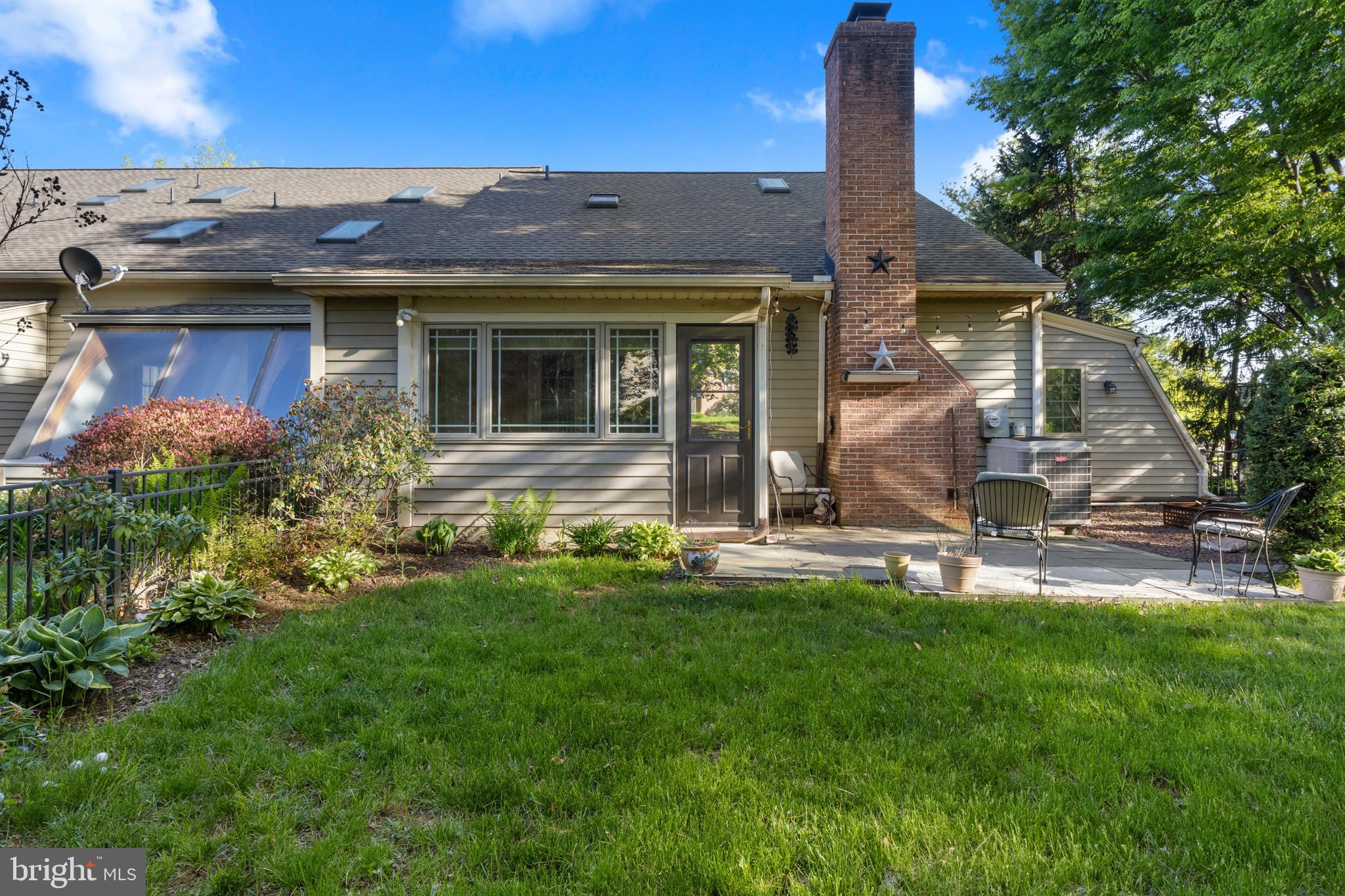 HEMPFIELD GREEN - Residential