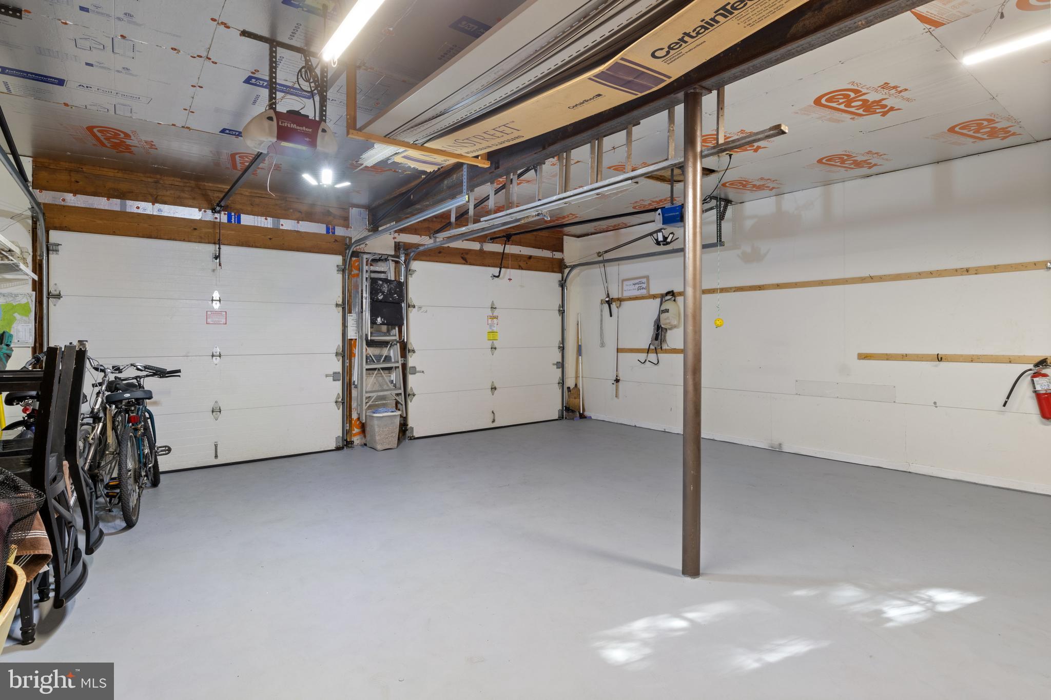 HEMPFIELD GREEN - Residential