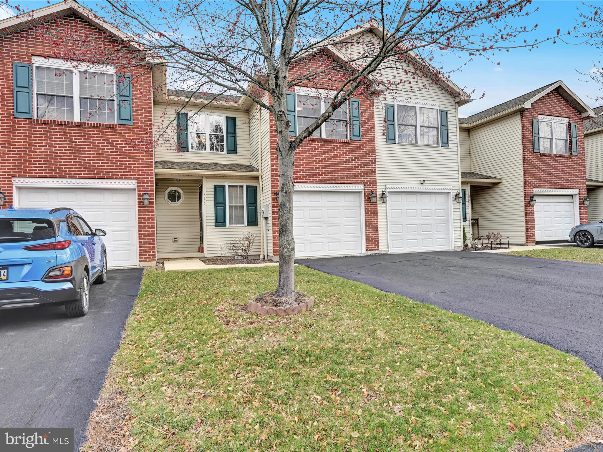 LANTERN GREEN - Residential