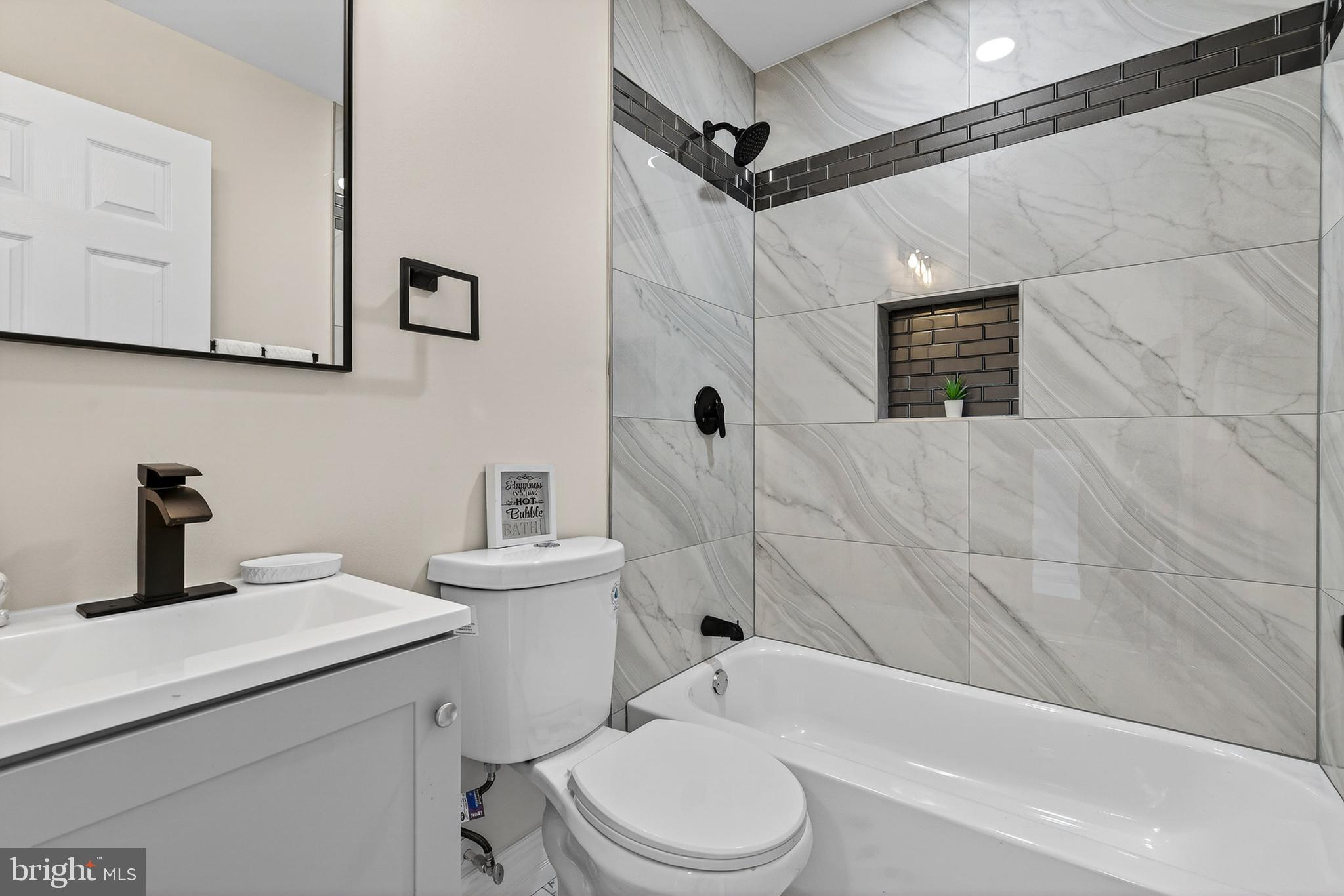 BALTIMORE EAST - SOUTH CLIFTON PARK HIST. DISTRICT - Residential