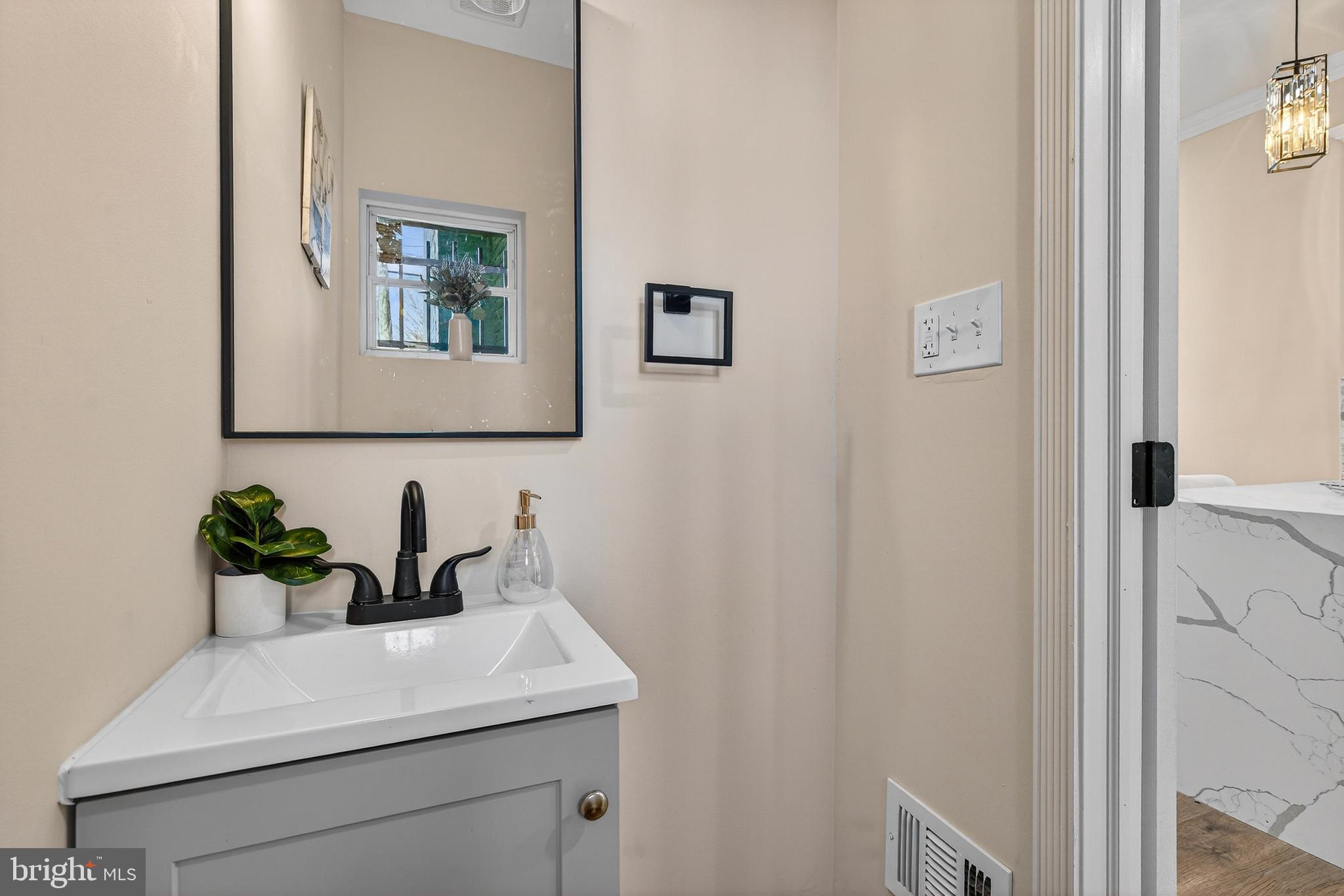 BALTIMORE EAST - SOUTH CLIFTON PARK HIST. DISTRICT - Residential