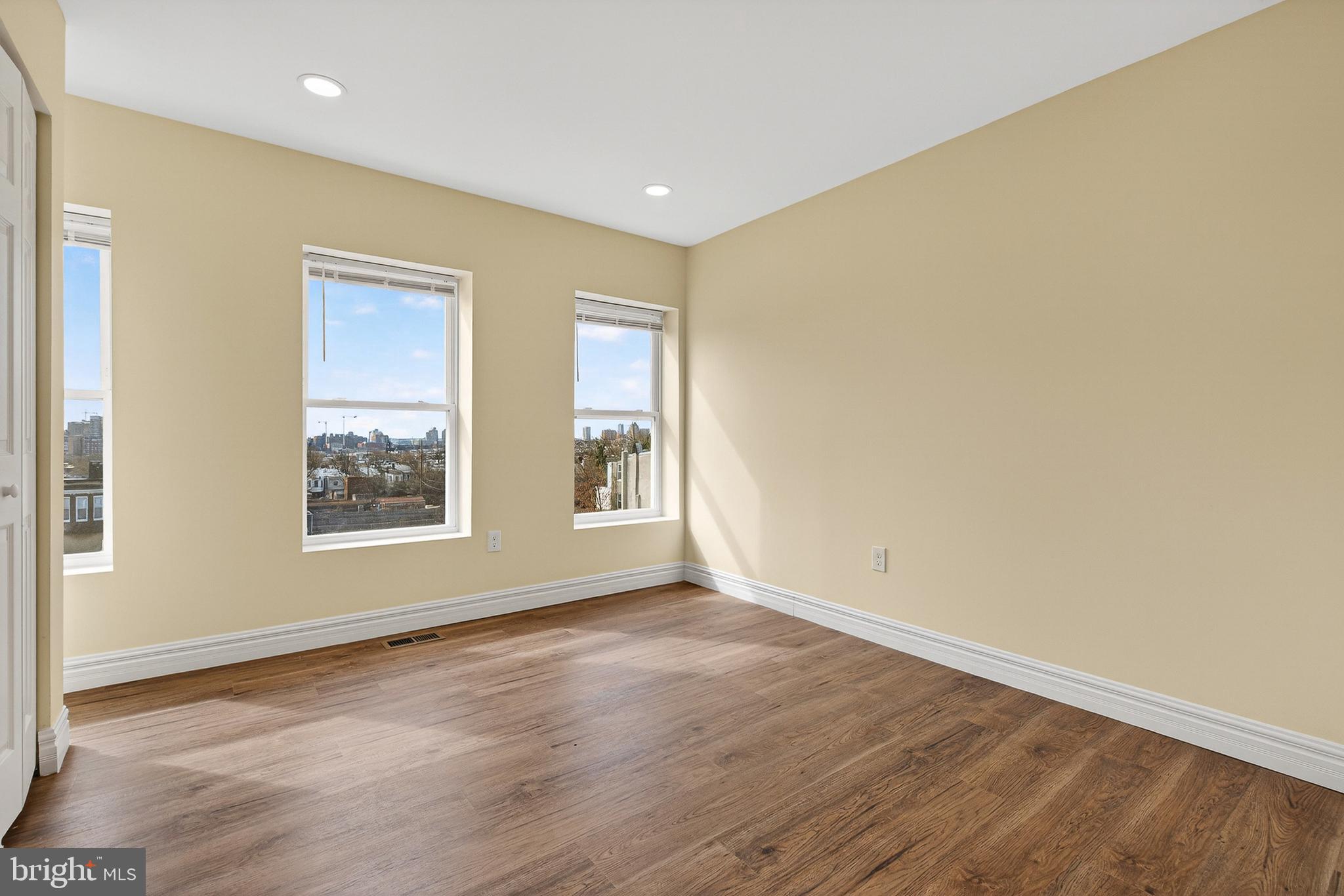 BALTIMORE EAST - SOUTH CLIFTON PARK HIST. DISTRICT - Residential