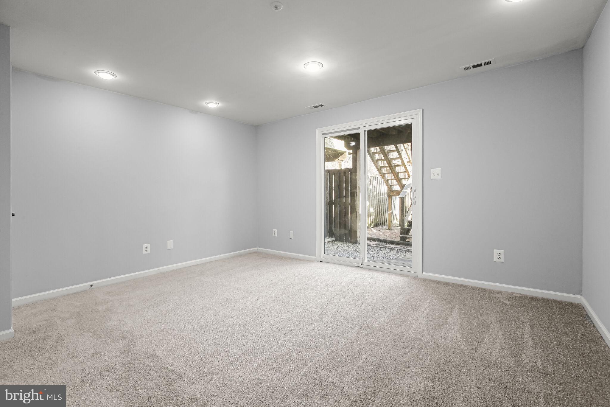 ST CLAIR - Residential