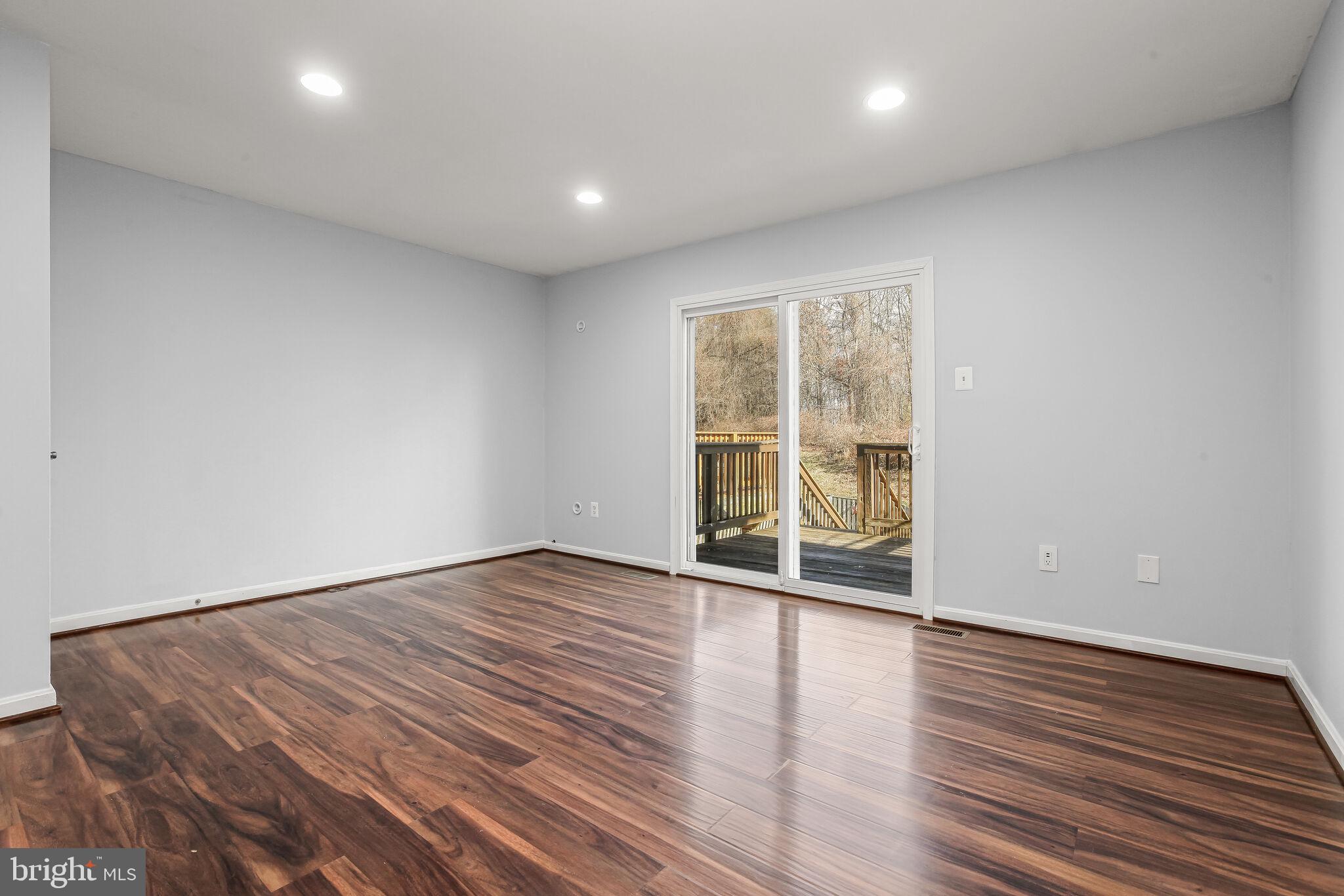 ST CLAIR - Residential