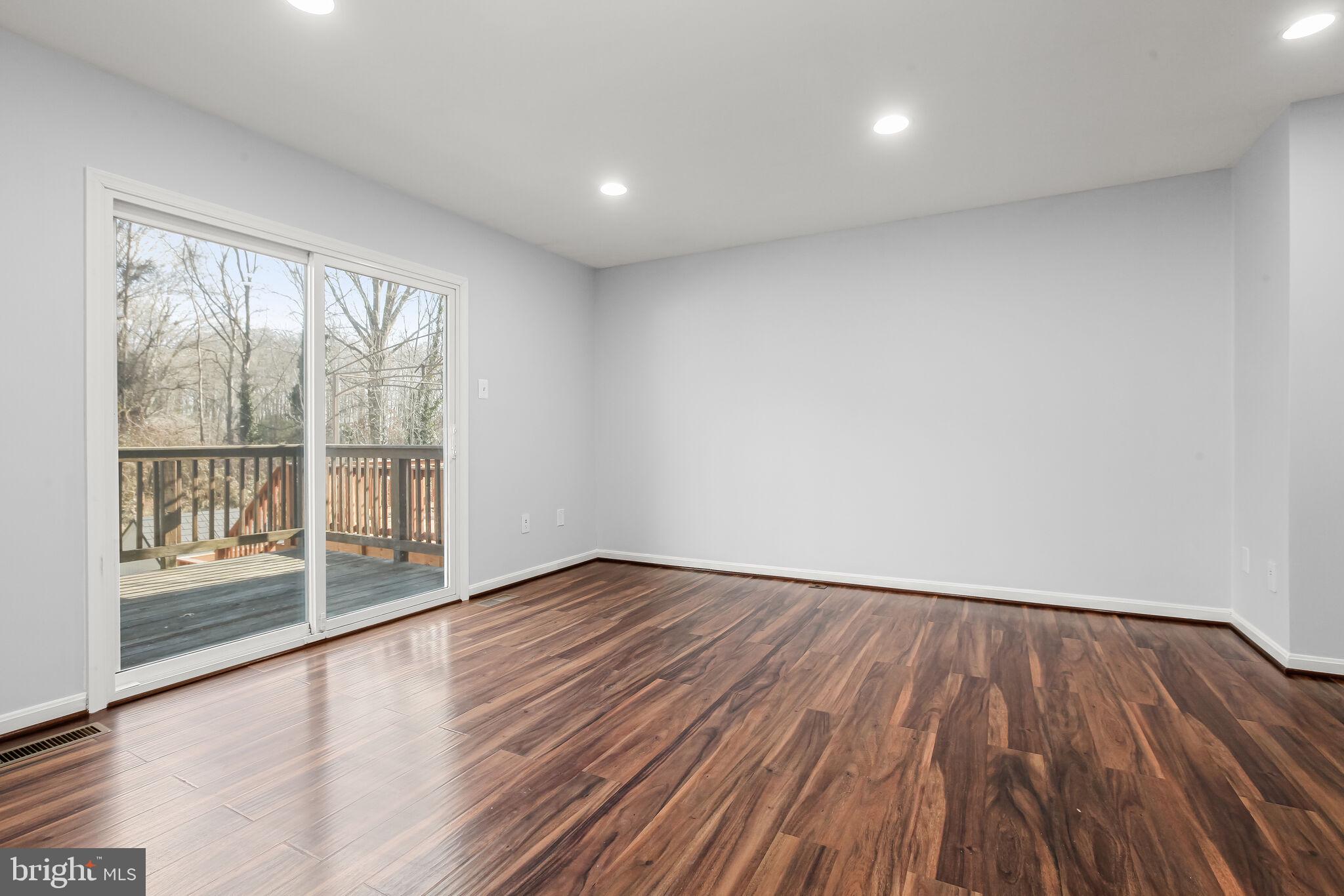 ST CLAIR - Residential