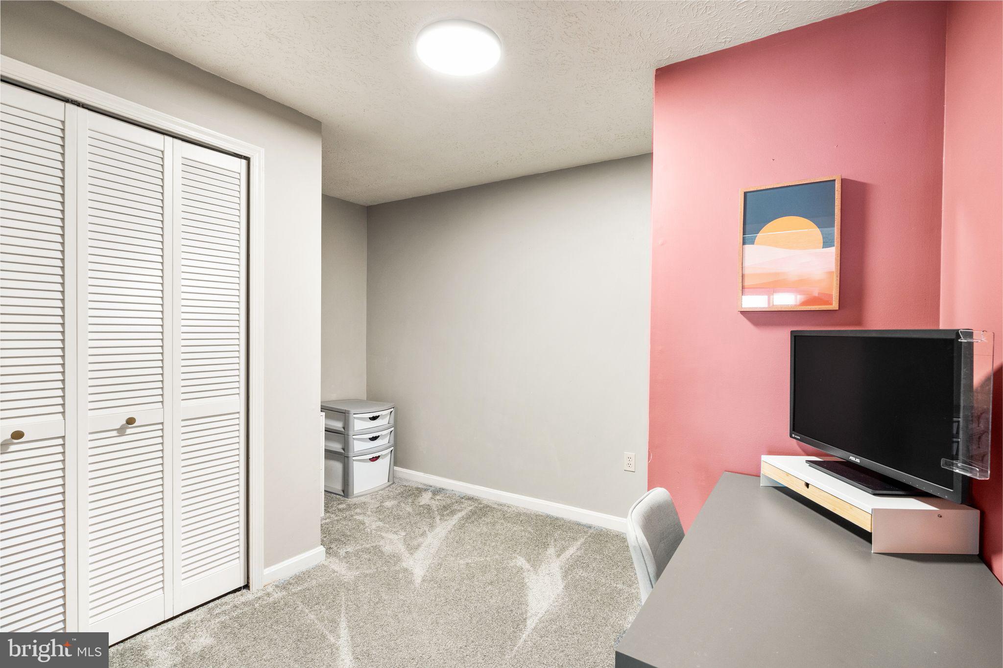 POTOMAC HILLS - Residential