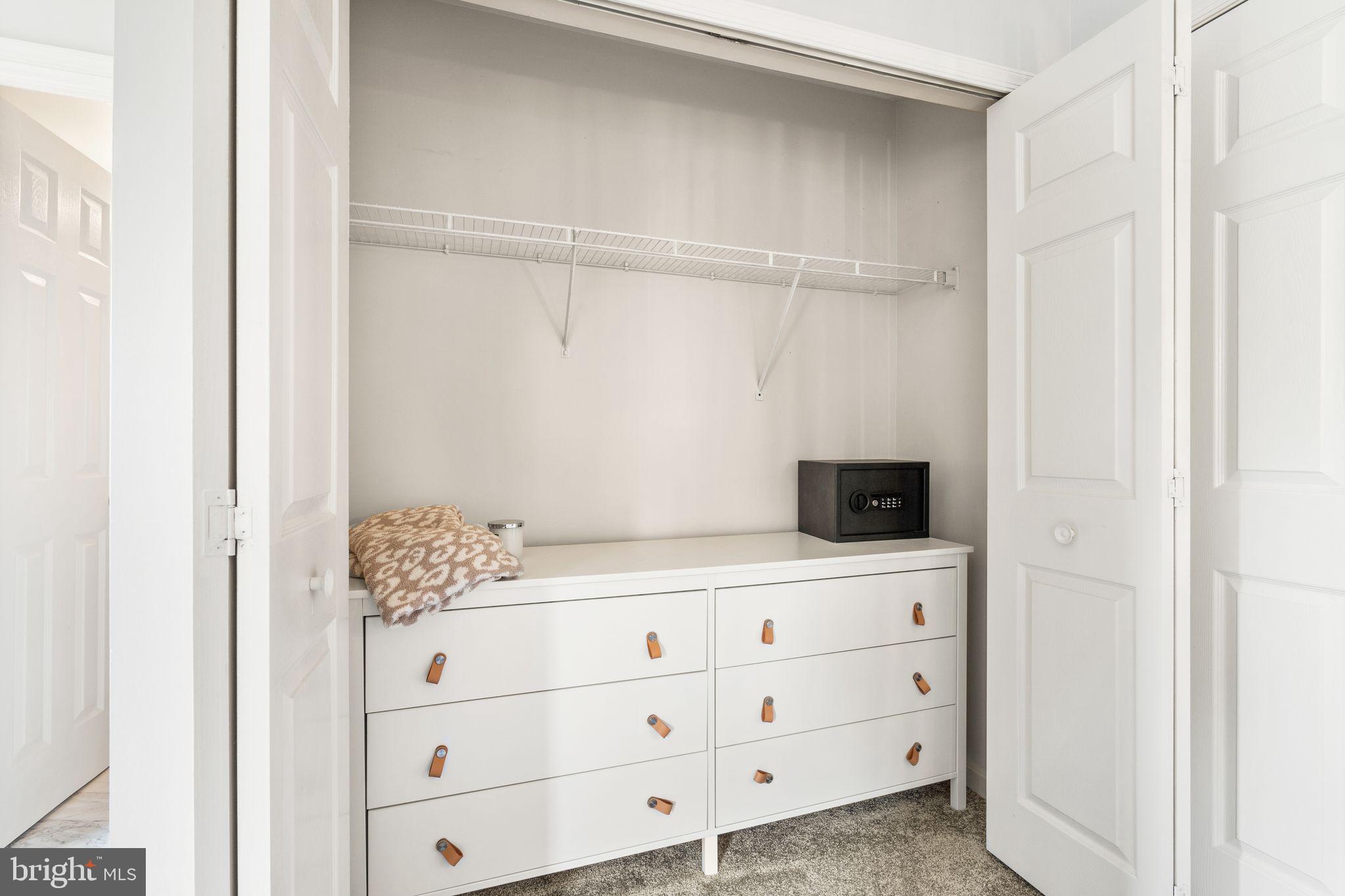 POTOMAC HILLS - Residential