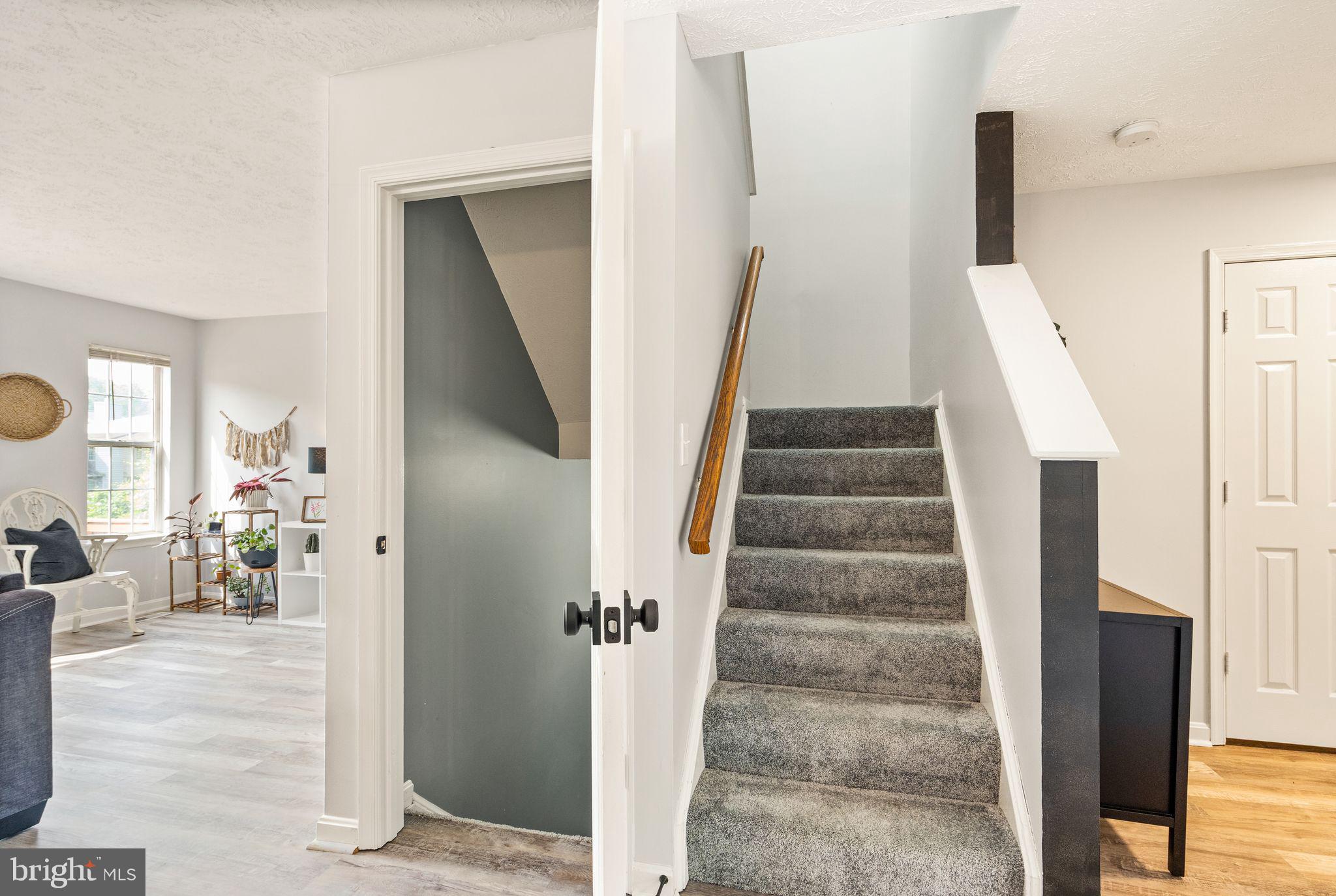 POTOMAC HILLS - Residential