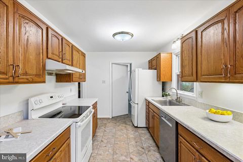 Tiny photo for 5032 King David Boulevard, ANNANDALE, VA 22003 (MLS # VAFX2314532)