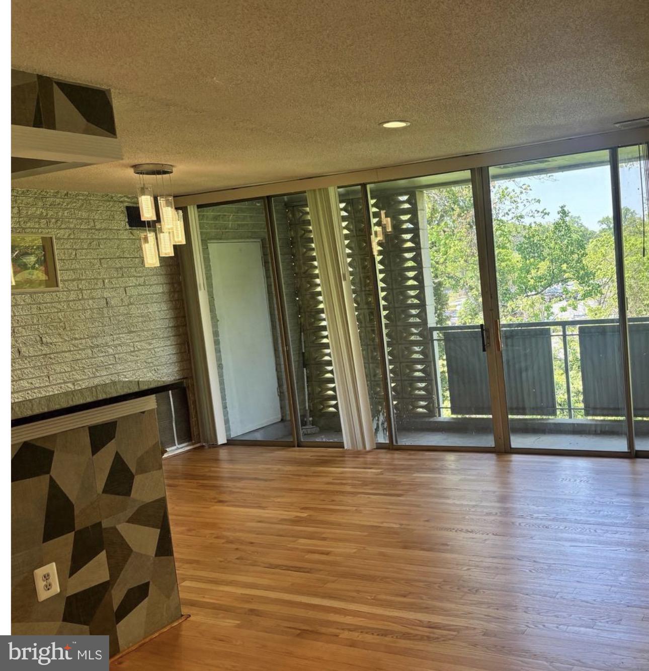 1832 METZEROTT ROAD 403