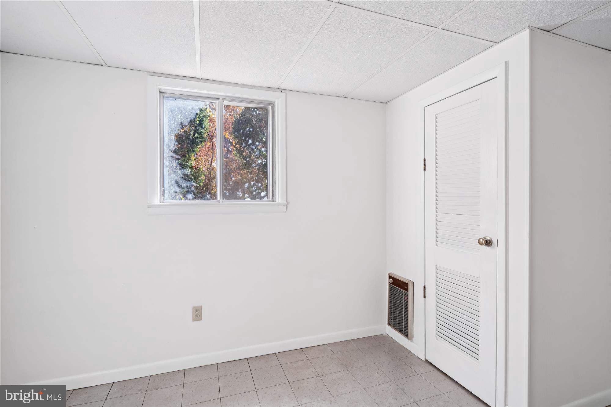 HILLANDALE - Residential