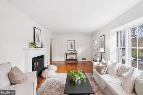 Photo of 1912 Kimberly Road, SILVER SPRING, MD 20903 (MLS # MDMC2207882)