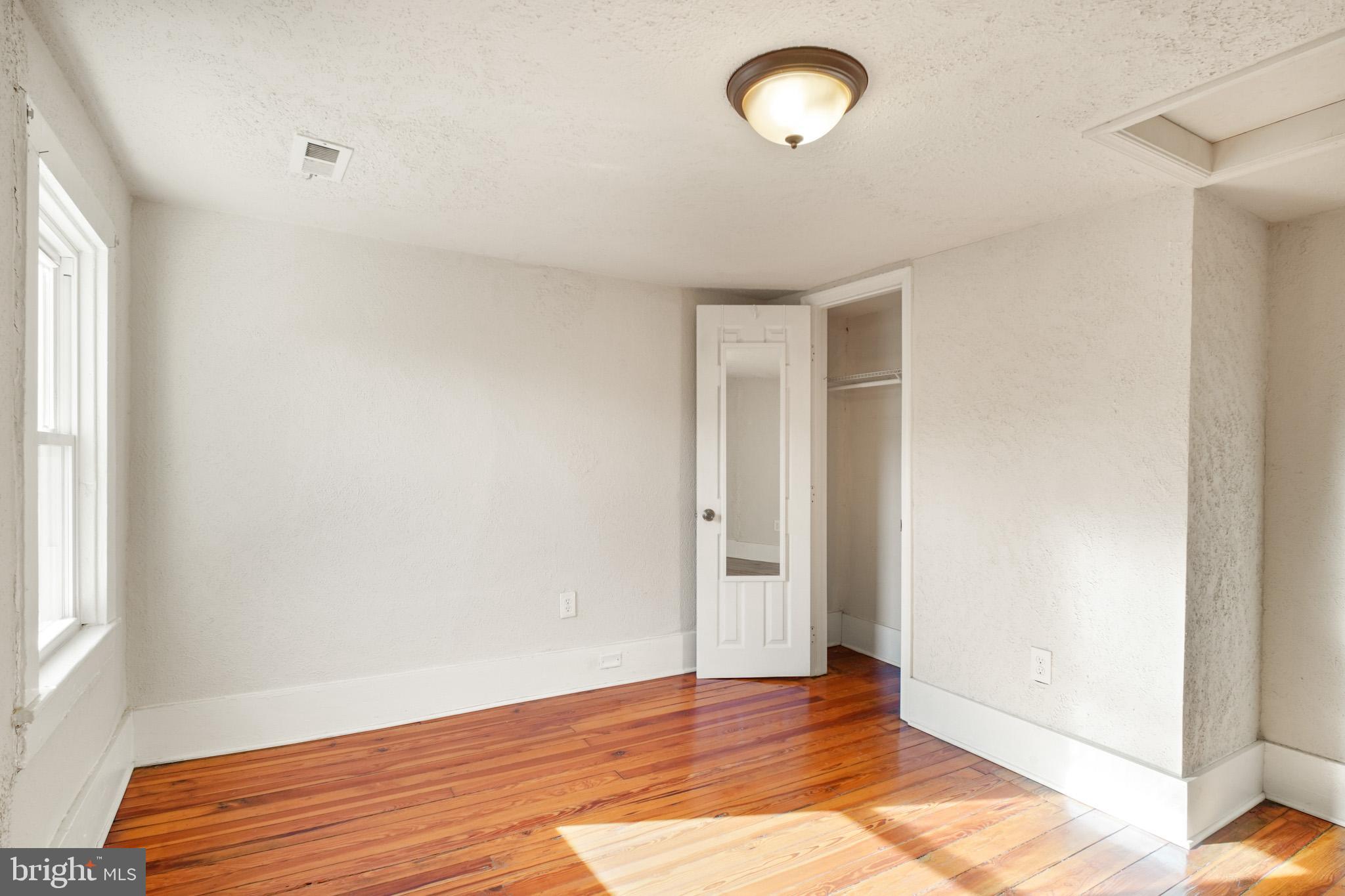 DOWNTOWN FREDERICKSBURG - Residential Lease