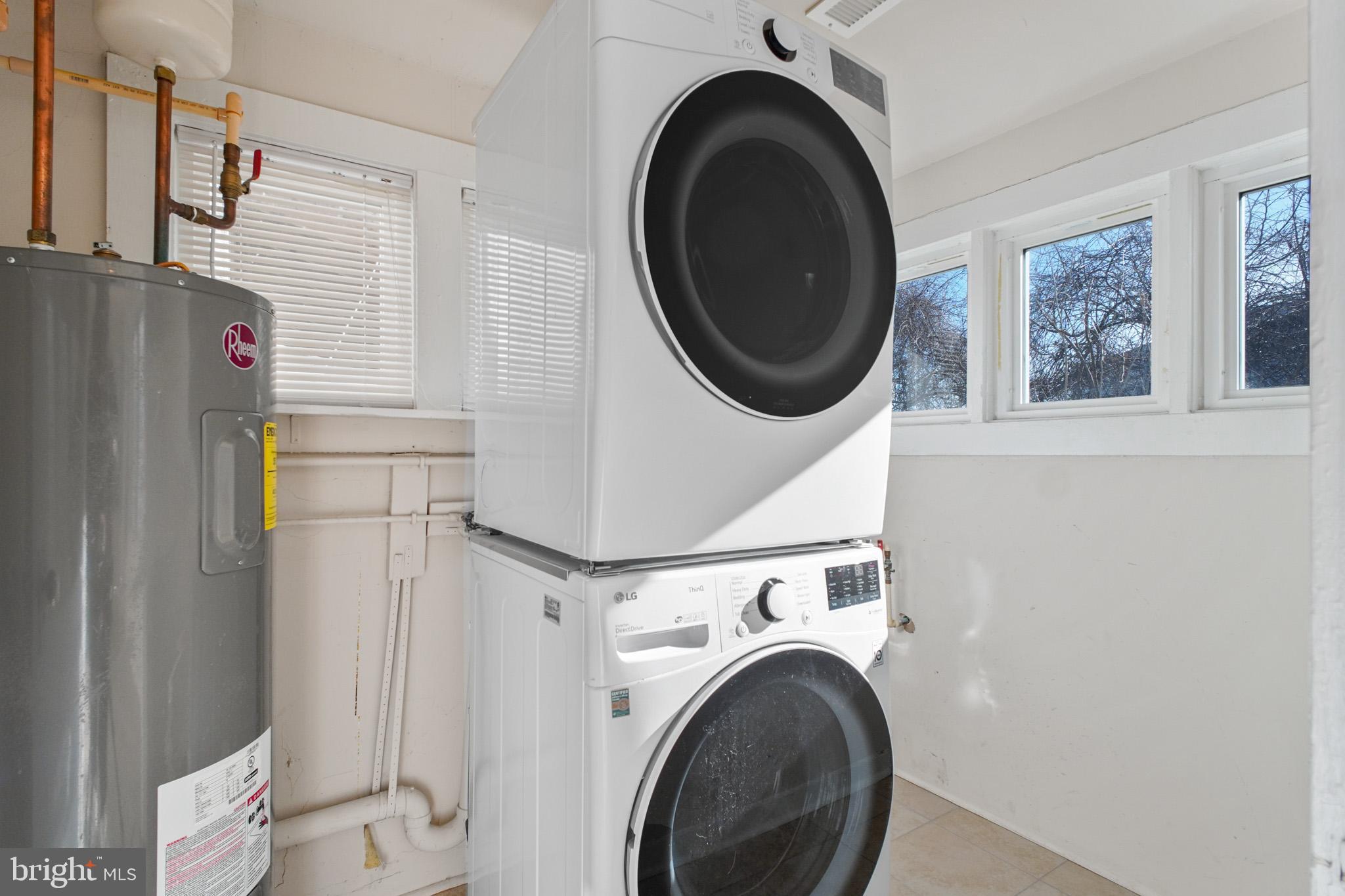 DOWNTOWN FREDERICKSBURG - Residential Lease