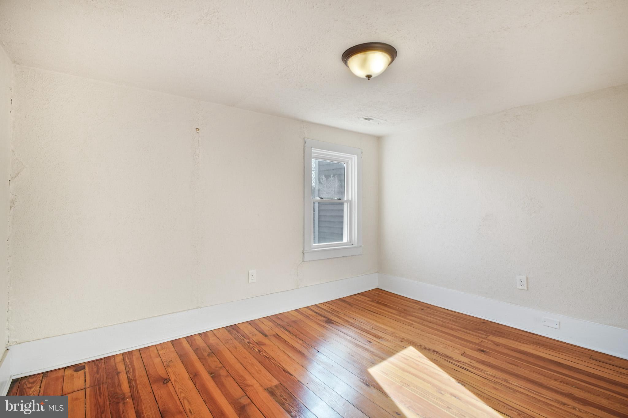 DOWNTOWN FREDERICKSBURG - Residential Lease