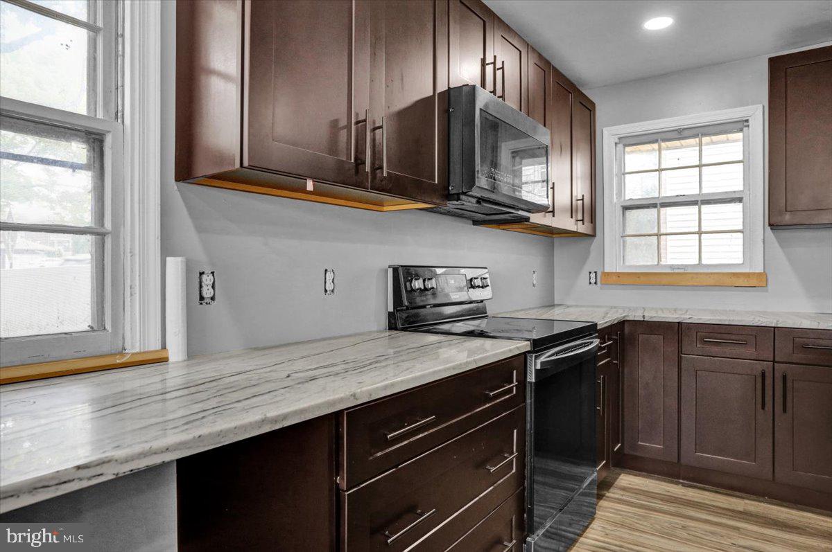 MADISON HEIGHTS - Residential