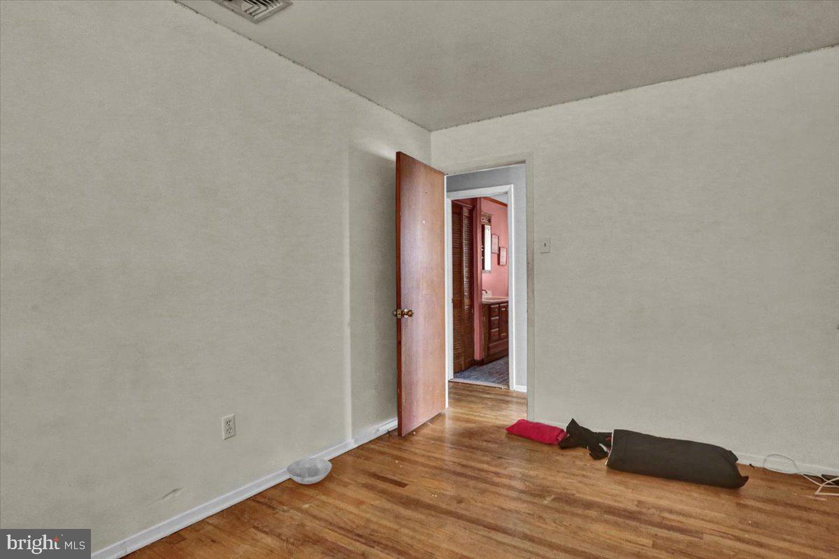 MADISON HEIGHTS - Residential