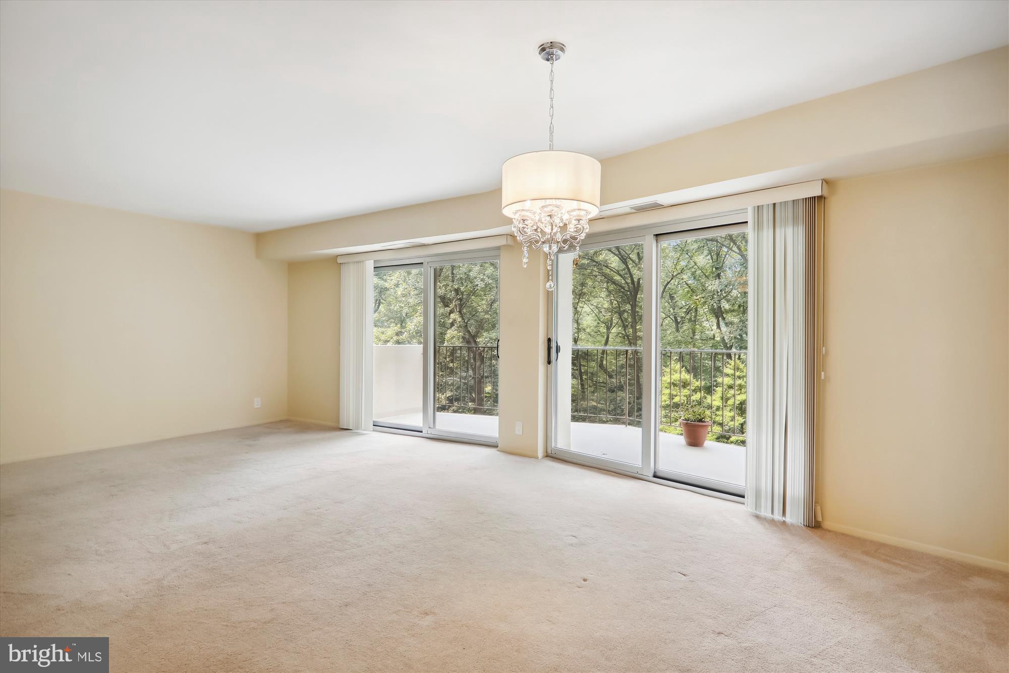 PARKSIDE PLAZA CODM - Residential