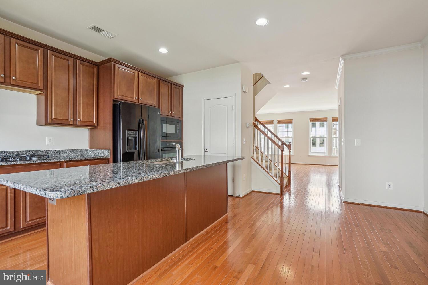 BROADLANDS - Residential