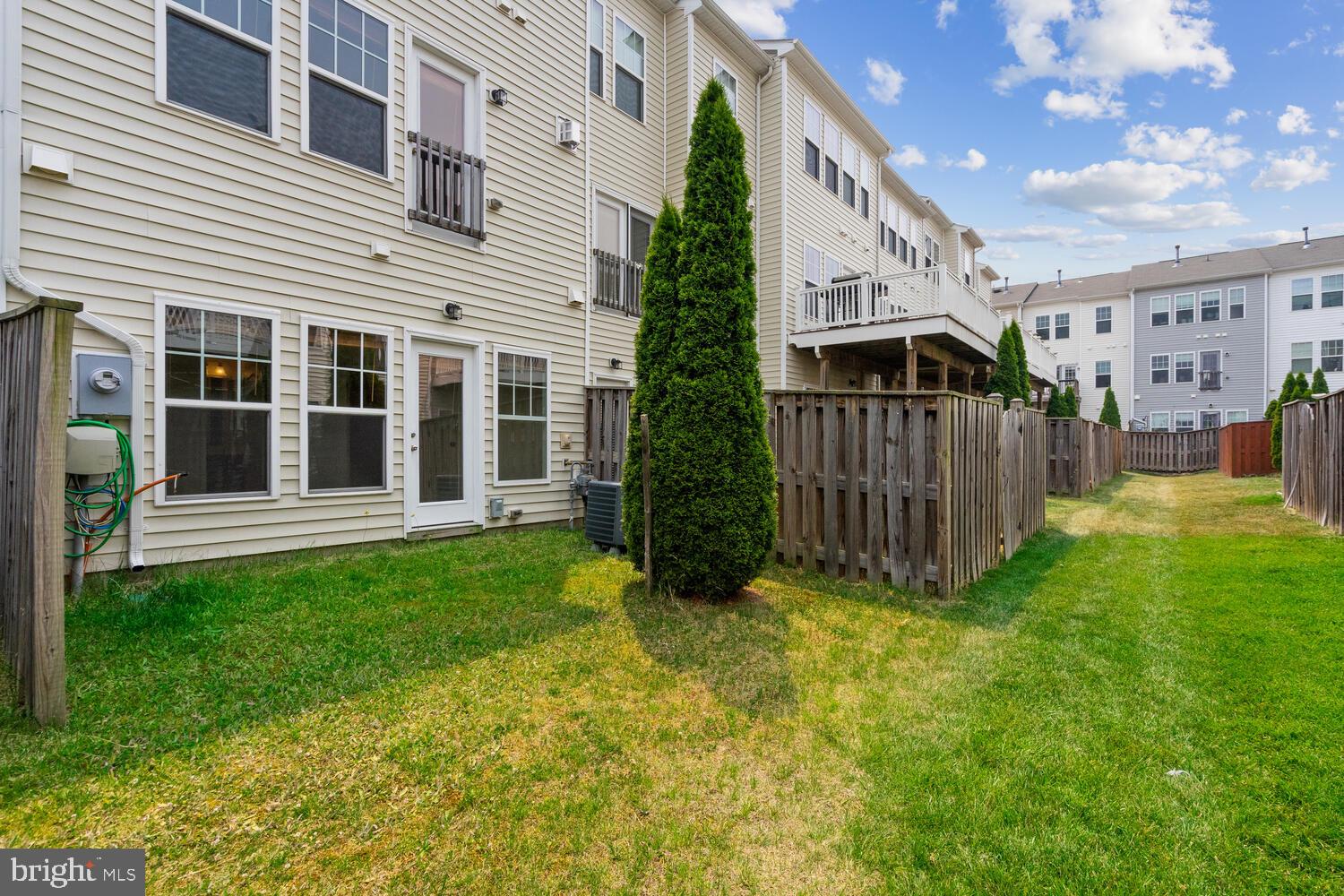 BROADLANDS - Residential