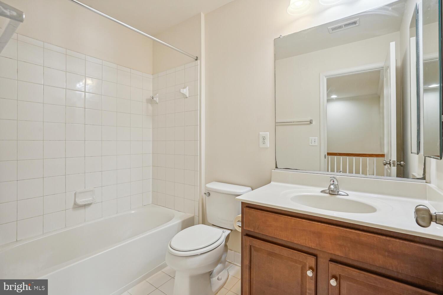 BROADLANDS - Residential