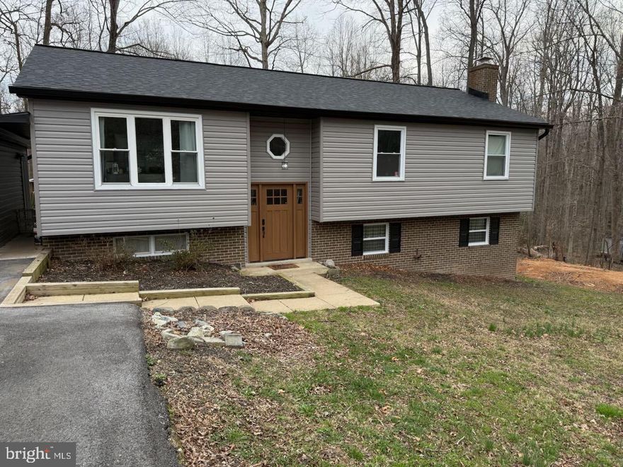 Beautifully updated home on a spacious 1+ acre lot in County Lakes! This well-maintained property features numerous upgrades that include:

New front & back door, wrapped windows, soffit & fascia, 6" gutters with gutter guards, & Certainteed siding in 2026.

New kitchen sink & faucet in 2025.

New water heater, electrical panel, washer & dryer in 2024.

Major system updates provide peace of mind: new heat pump & air handler in 2023.

New Energy Star windows, flooring, kitchen appliances, kitchen & bathroom countertops are granite, kitchen glass backsplash, interior & exterior doors, driveway,  bedroom ceiling fans in  2022.   

Fresh coat of paint in the family room, dining room, and basement floor.





Enjoy outdoor living on the back deck or sunroom overlooking the fenced yard, complete with an Amish-built shed. Conveniently located near local amenities and commuter routes—move-in ready and a must see!